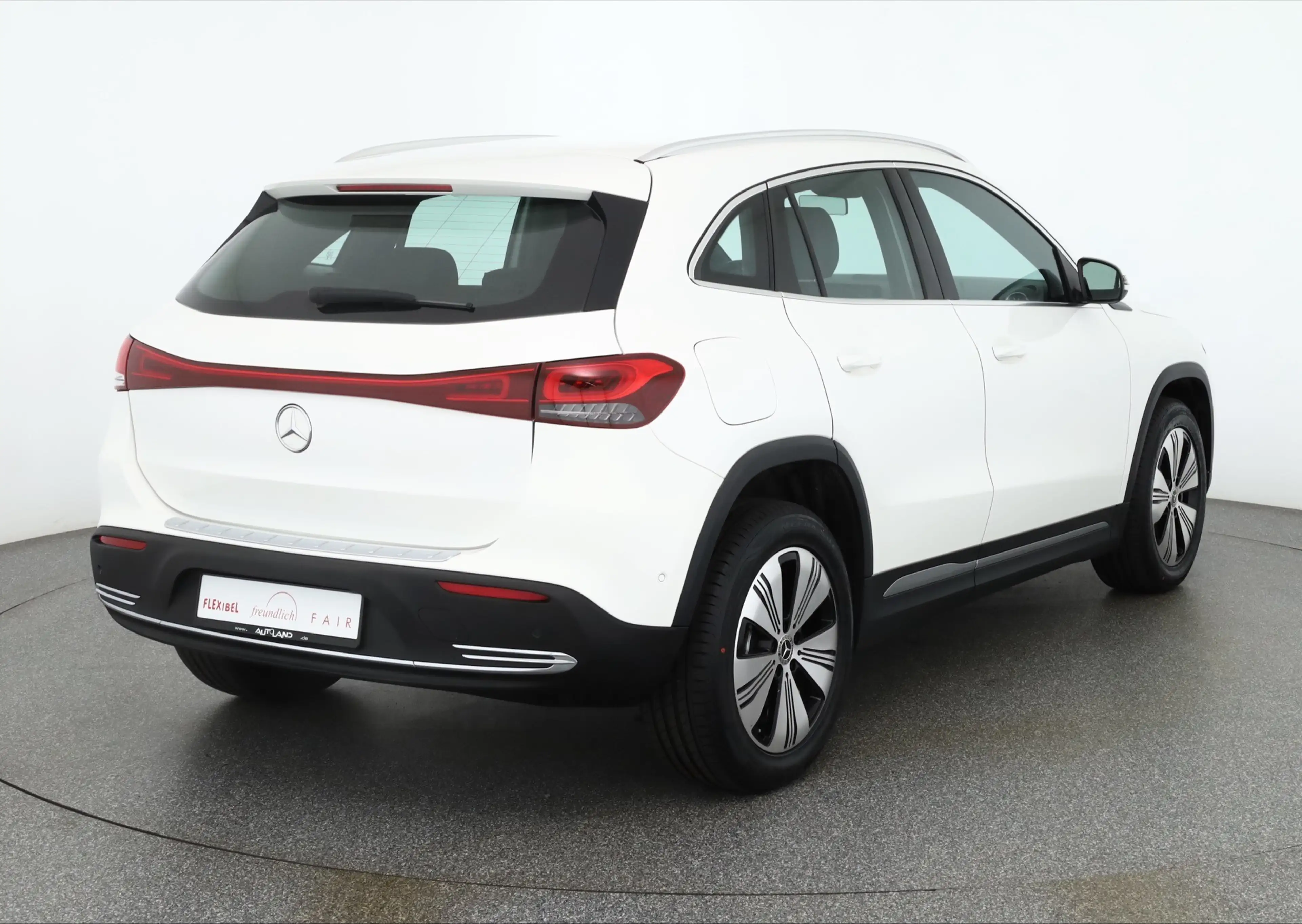 Mercedes-Benz EQA 250 LED Navi Sitzheizung Kamera Tempomat USB — photo 5