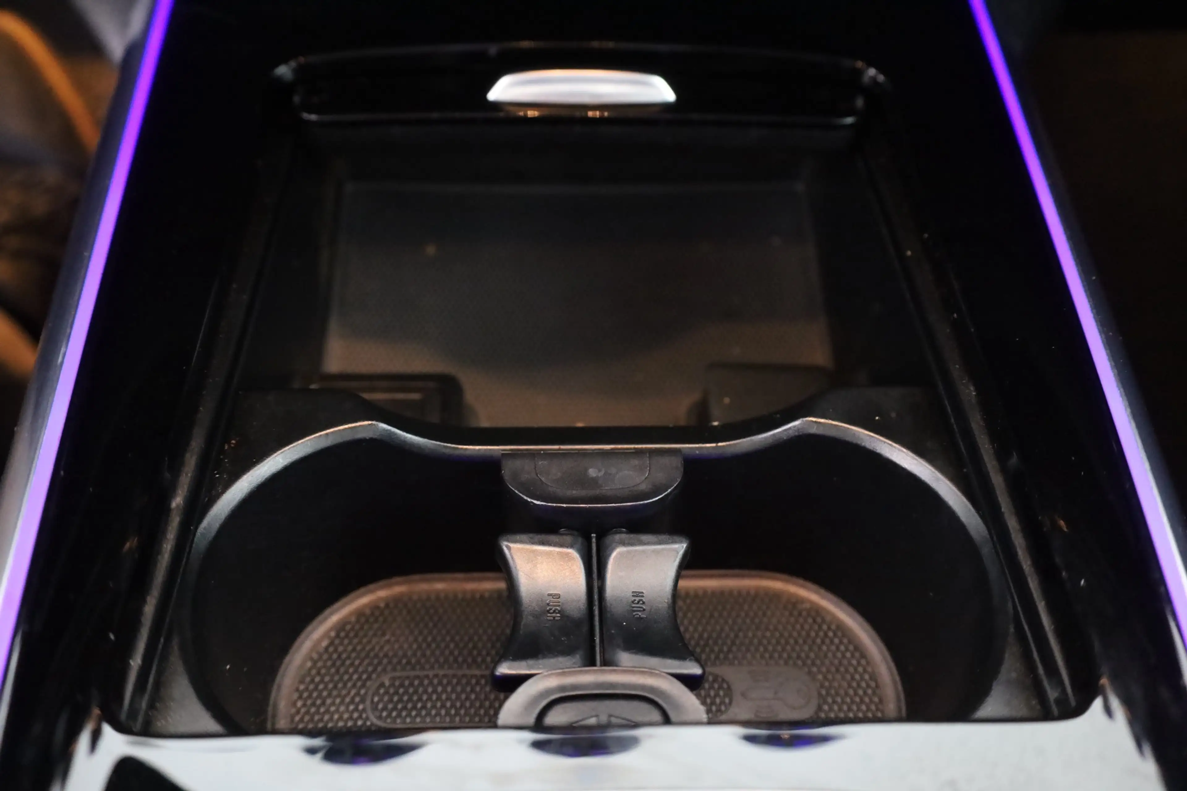 Mercedes-Benz EQA 250 LED Navi Sitzheizung Kamera Tempomat USB — photo 13