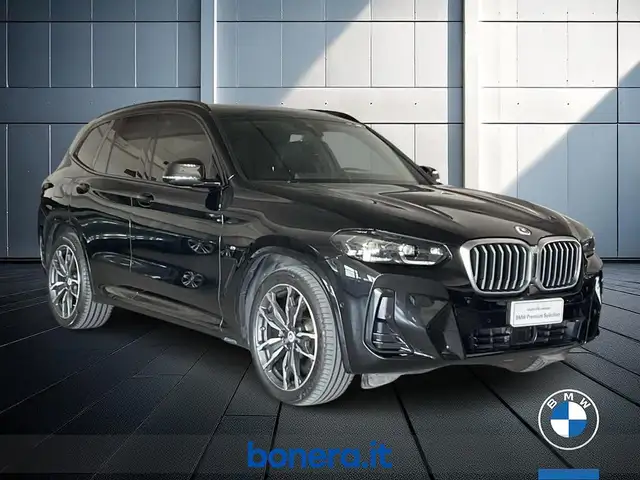 BMW X3 view 4