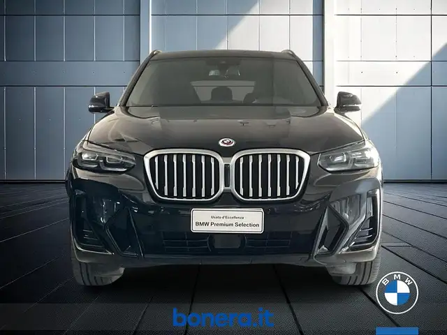 BMW X3 view 3