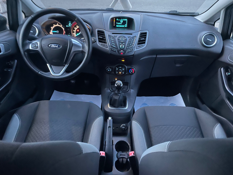 Ford Fiesta 🏴Fiesta 1.0i ÉDITION PLUS⚠️GARANTIE 12 MOIS⚠️ — photo 9