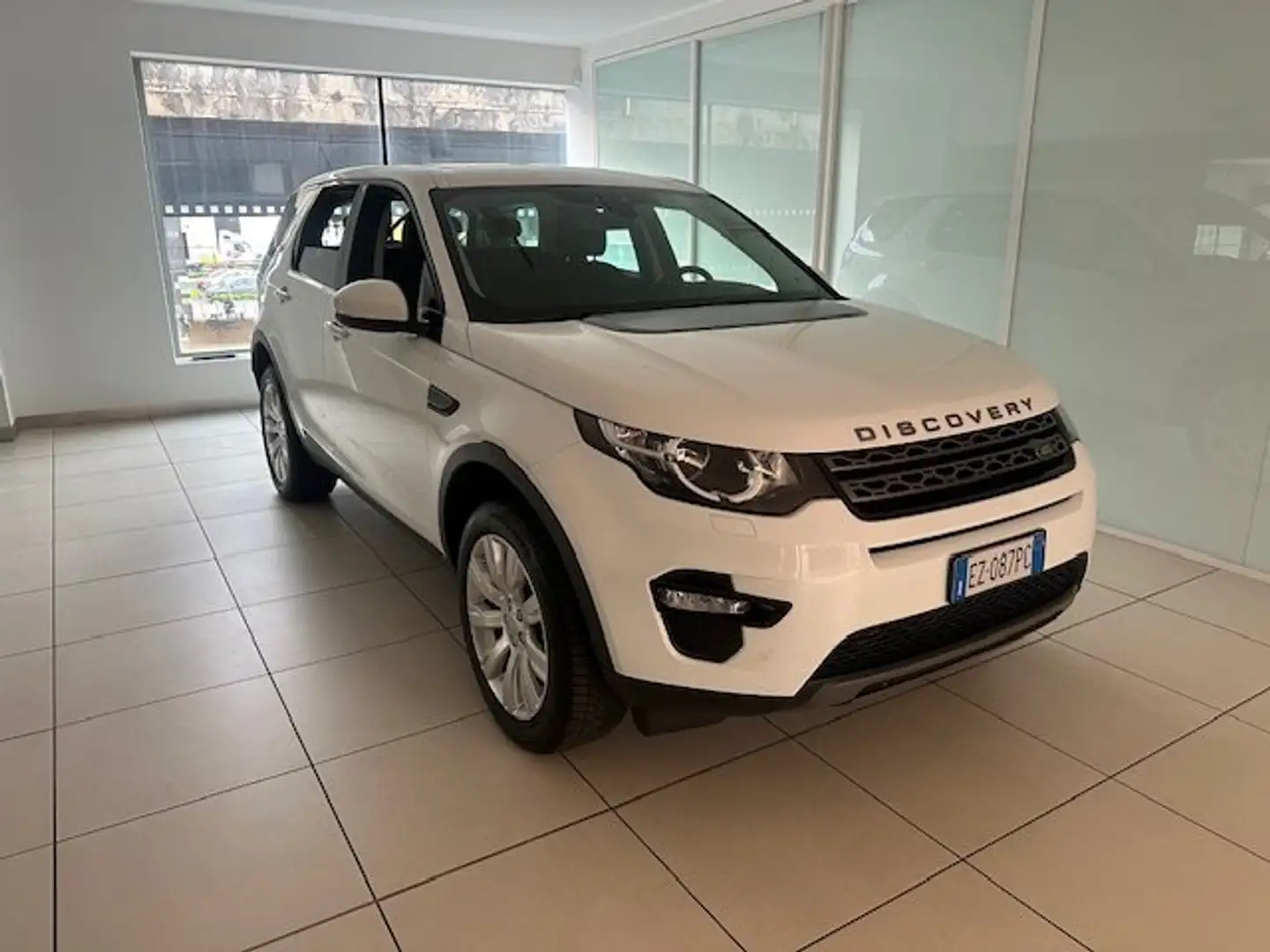 Land Rover Discovery Sport Discovery Sport I 2015 2.2 sd4 SE awd 190cv Bianco - 2
