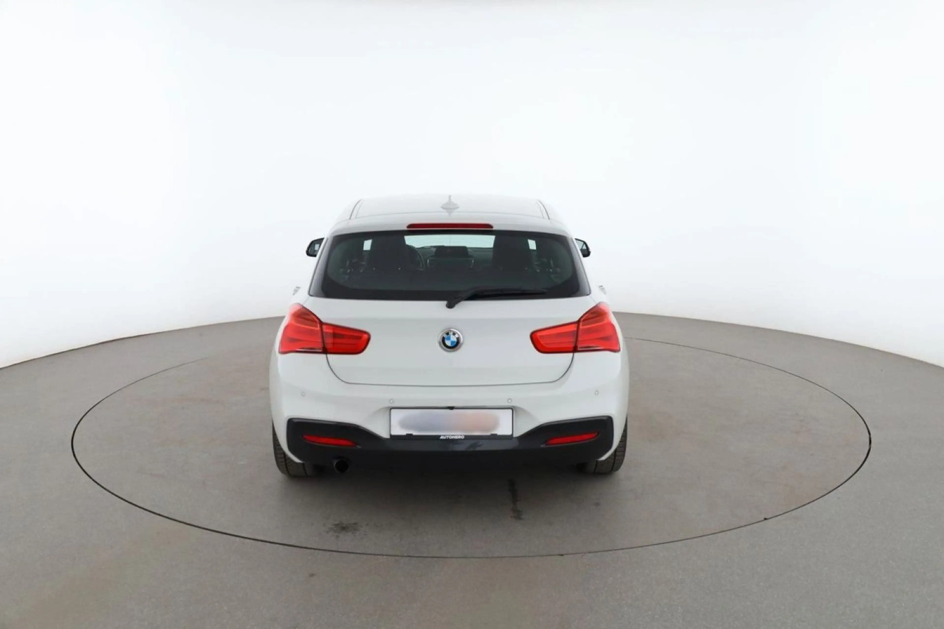 BMW 118 1er i M Sport LED*SHZ*RFK*PDC*KEYLESS — photo 8