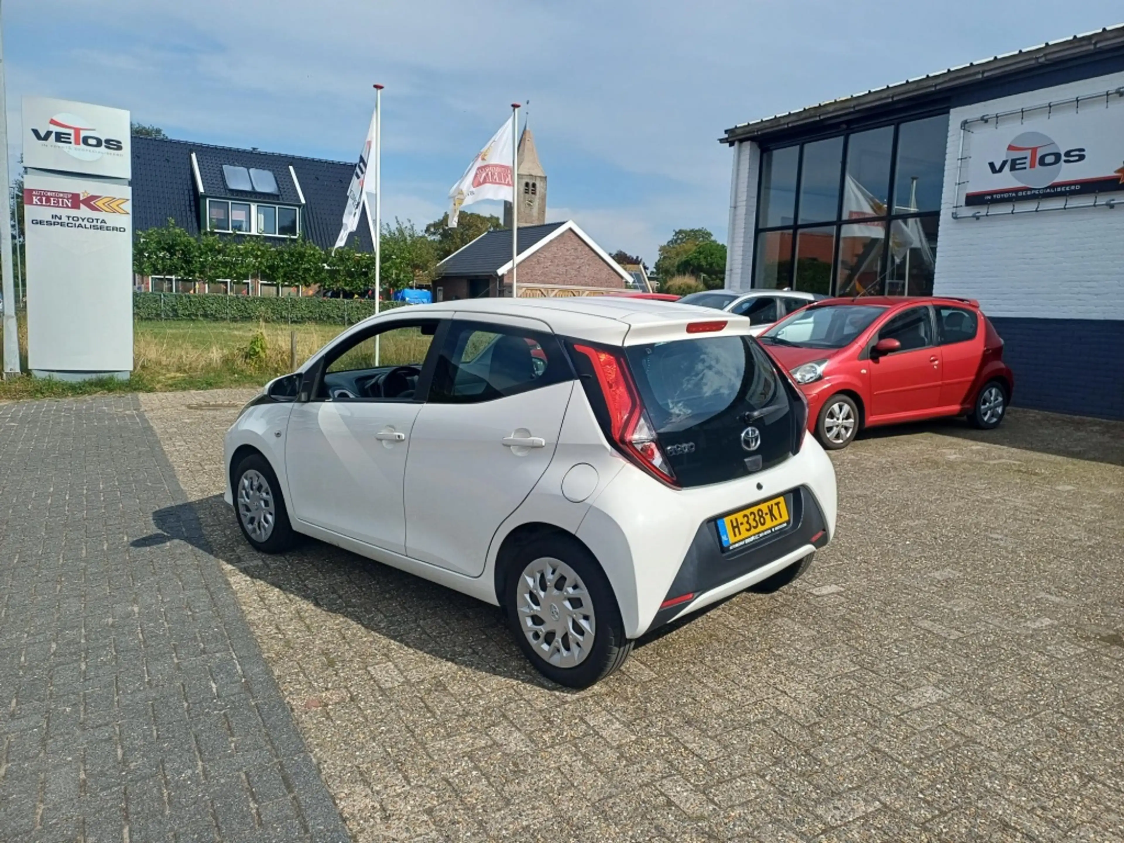 Toyota Aygo 1.0 VVT-i x-play — photo 4