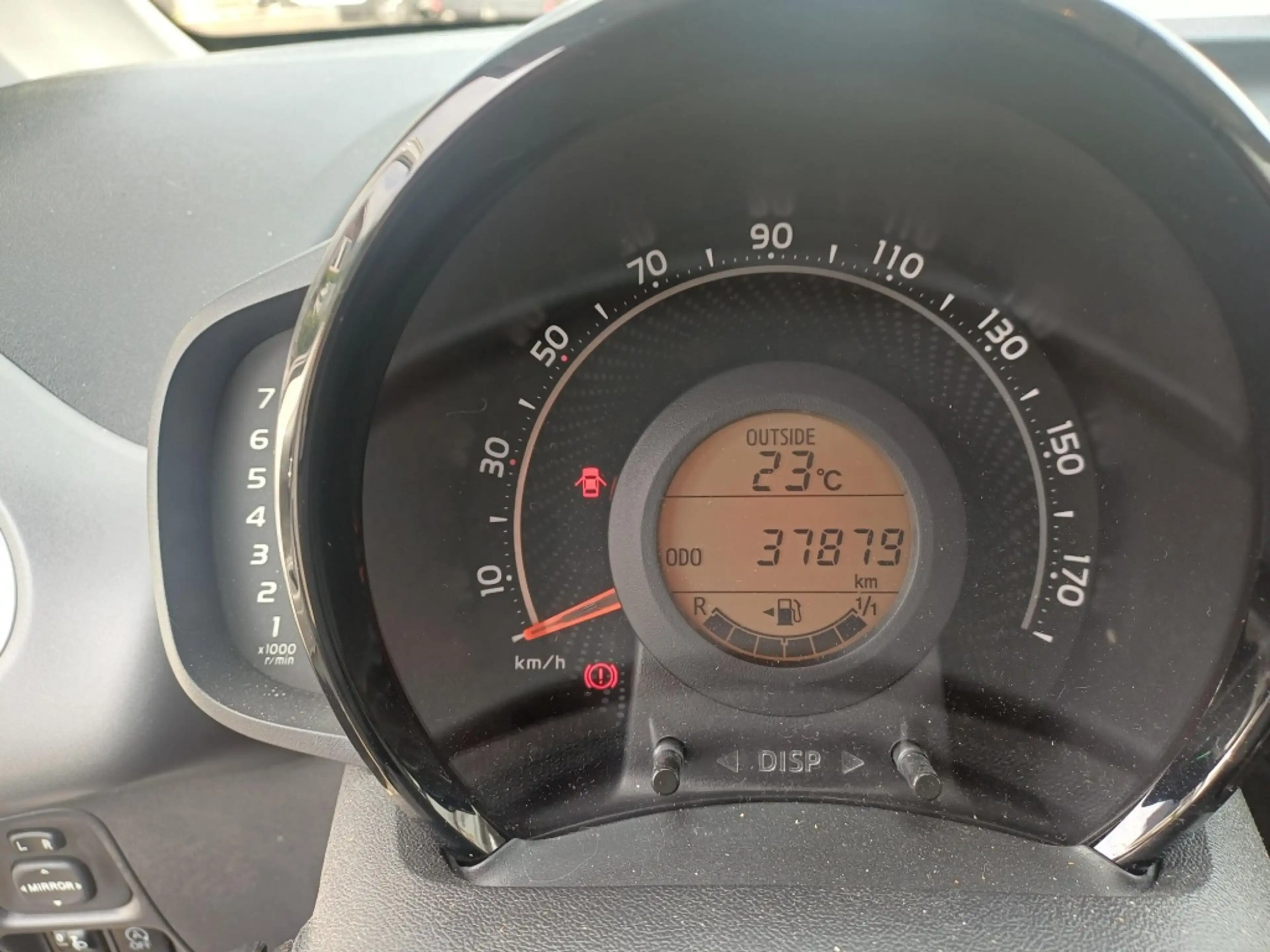 Toyota Aygo 1.0 VVT-i x-play — photo 14