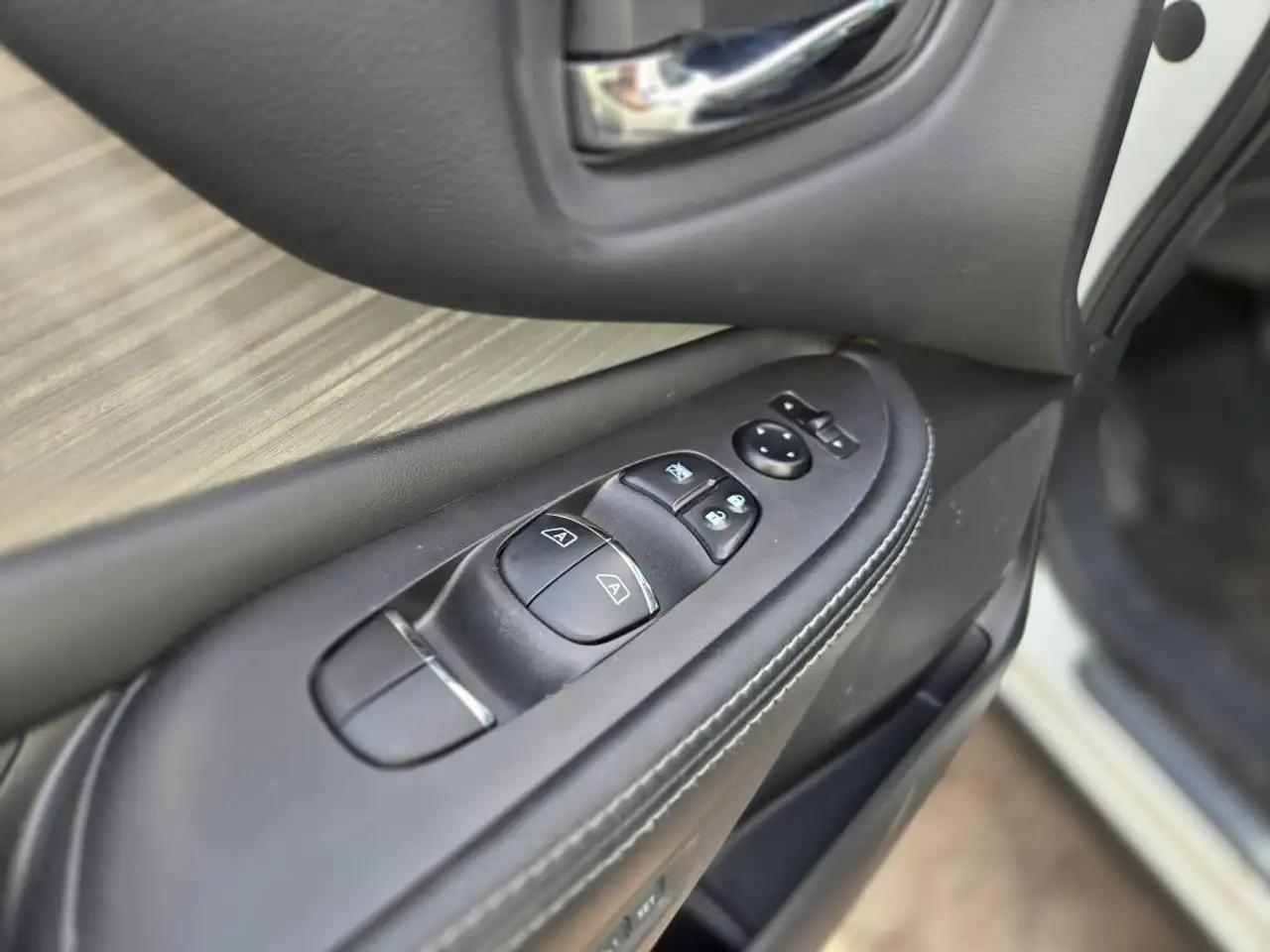 Nissan Murano снимка Nissan Murano