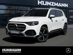 Mercedes-Benz GLB 200 AMG MBUXNavi Panorama Easy Pack 360° AHK