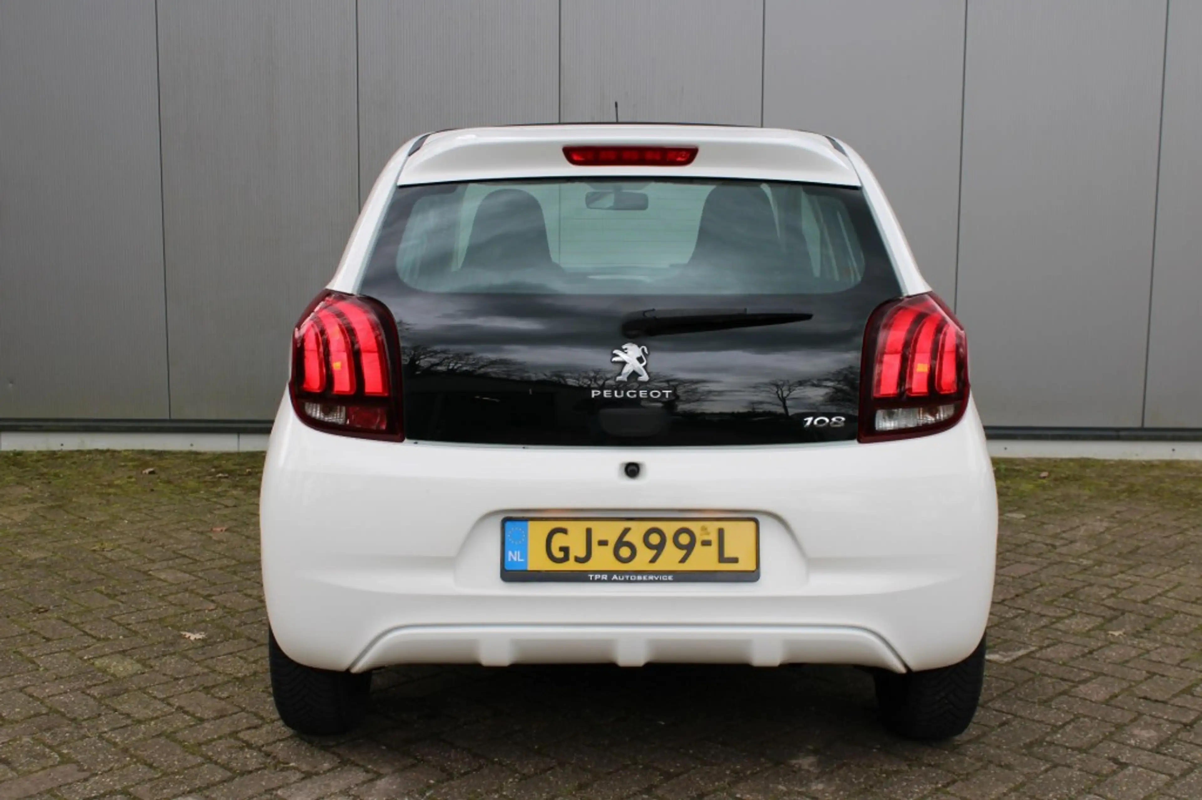 Peugeot 108 - — photo 7