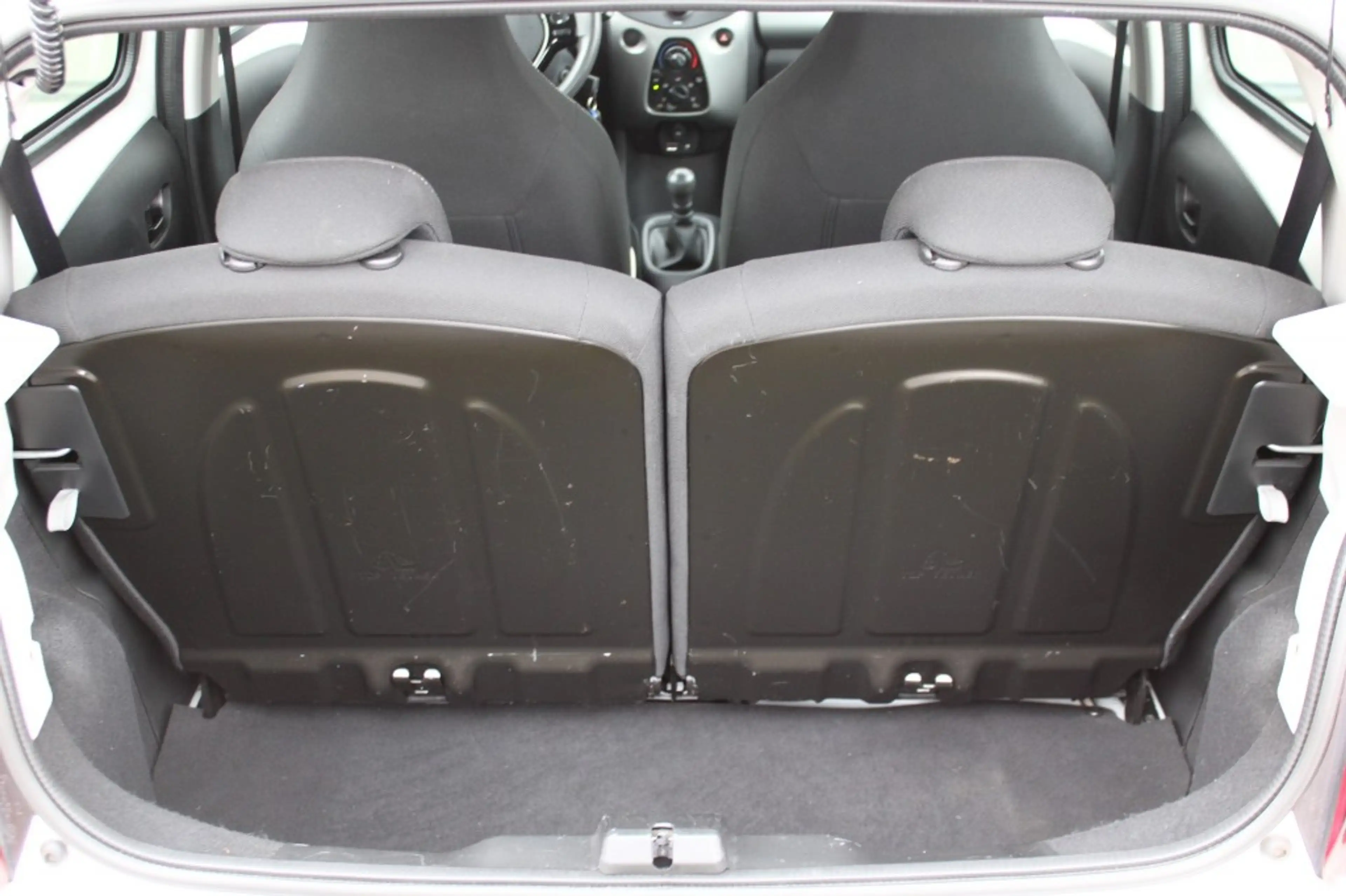 Peugeot 108 - — photo 8