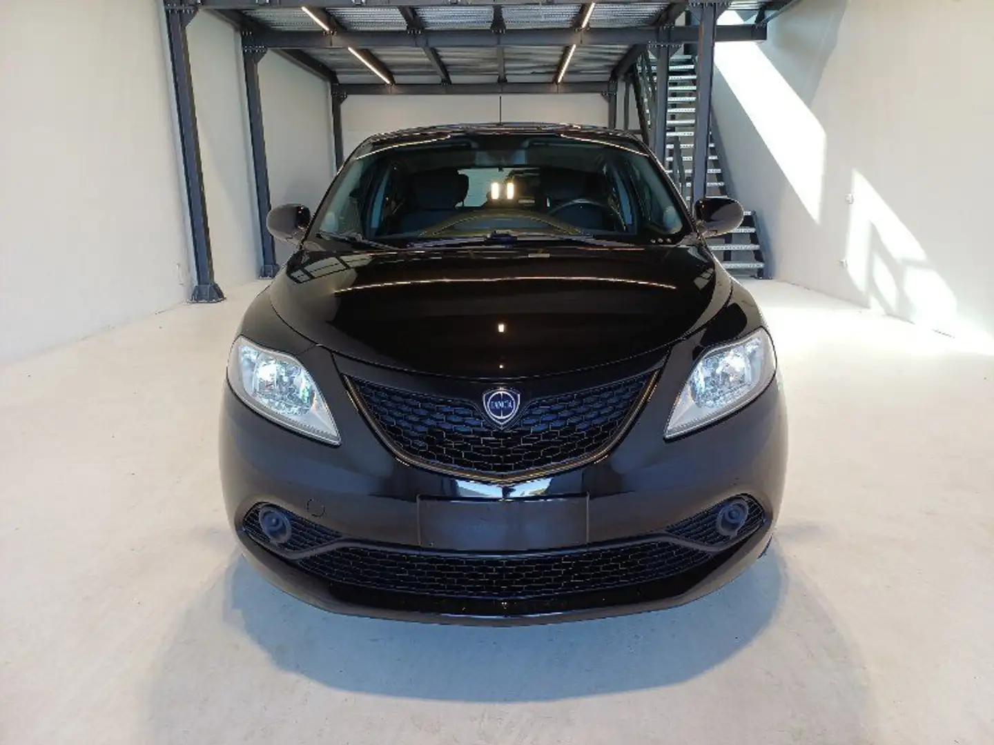 Lancia Ypsilon Ypsilon 1.2 69 CV 5 porte S&S Gold Noir - 2