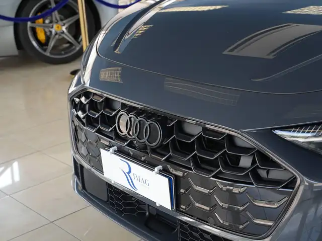 Audi A5 view 5