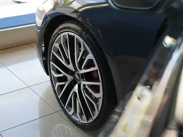 Audi A5 view 13
