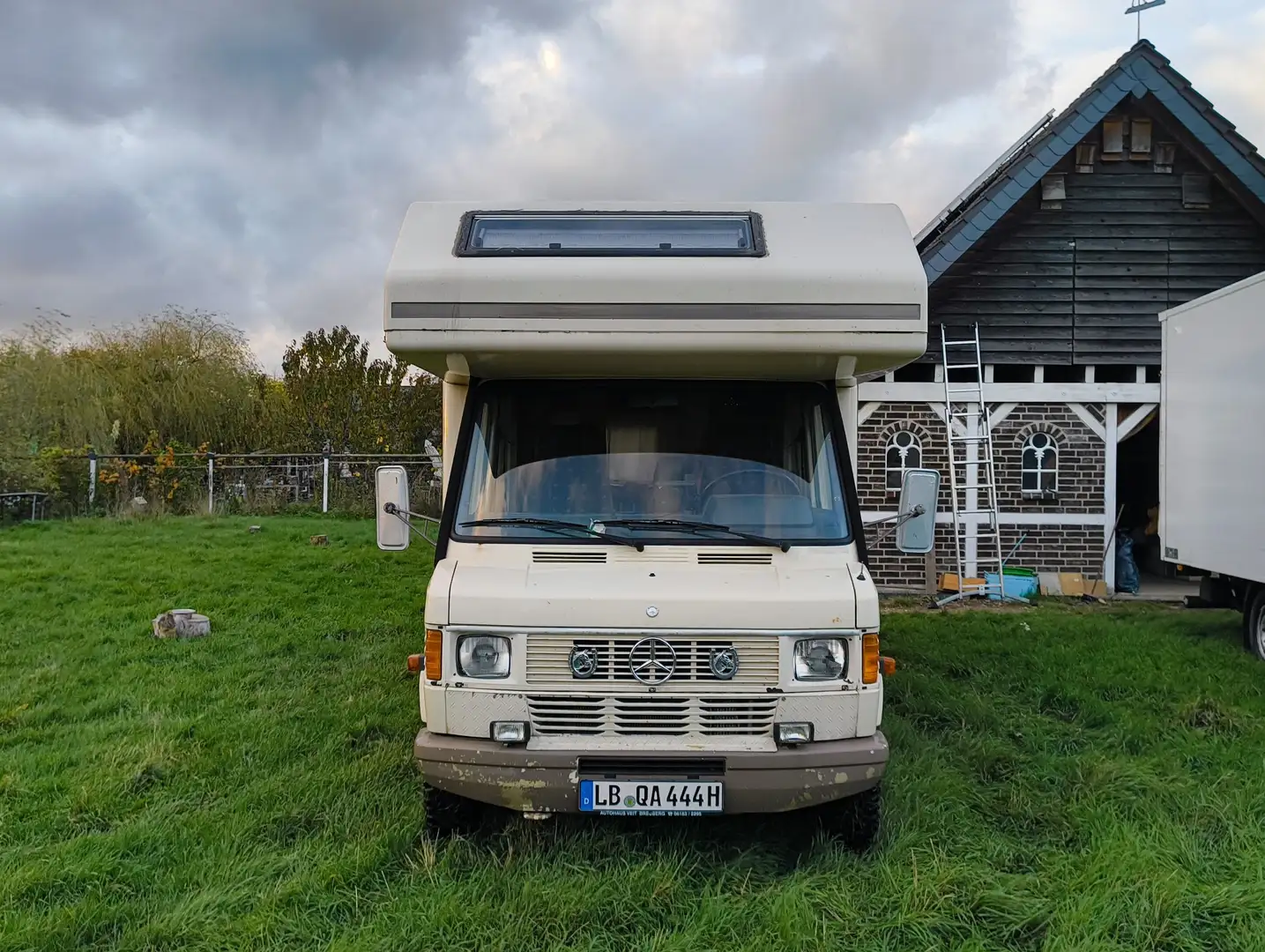 Mercedes-Benz T1 ⭐ 410 D Wohnmobil Tabbert Camper Autark TÜV NEU Бежевий - 2