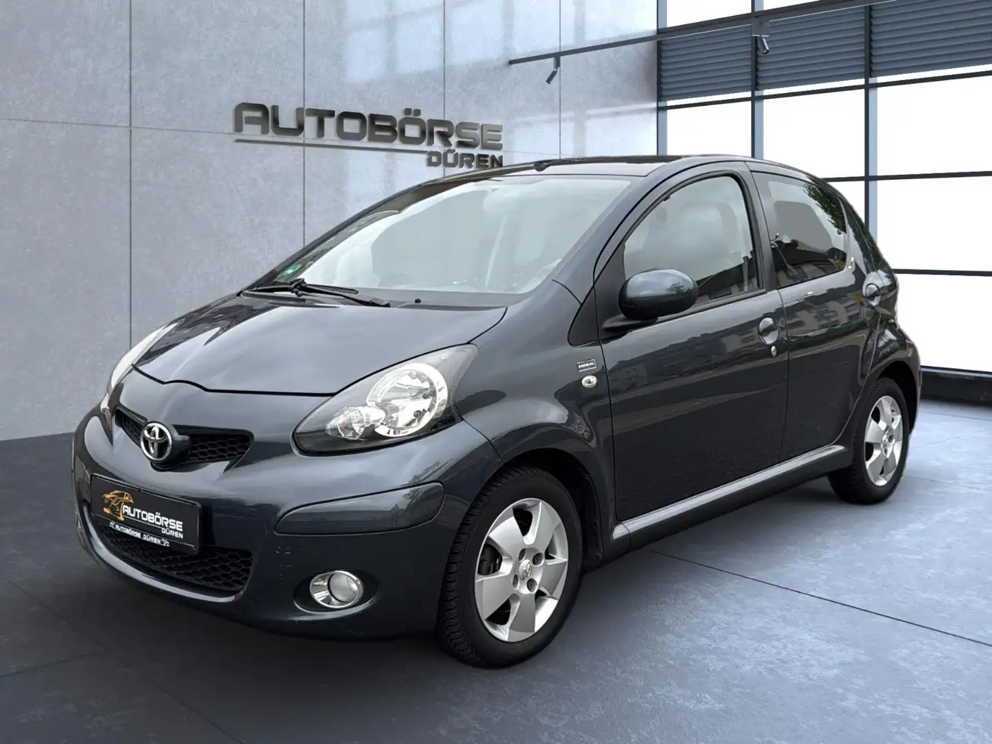 Toyota Aygo AYGO Club Service neu/Automatik/Klima Grau - 1