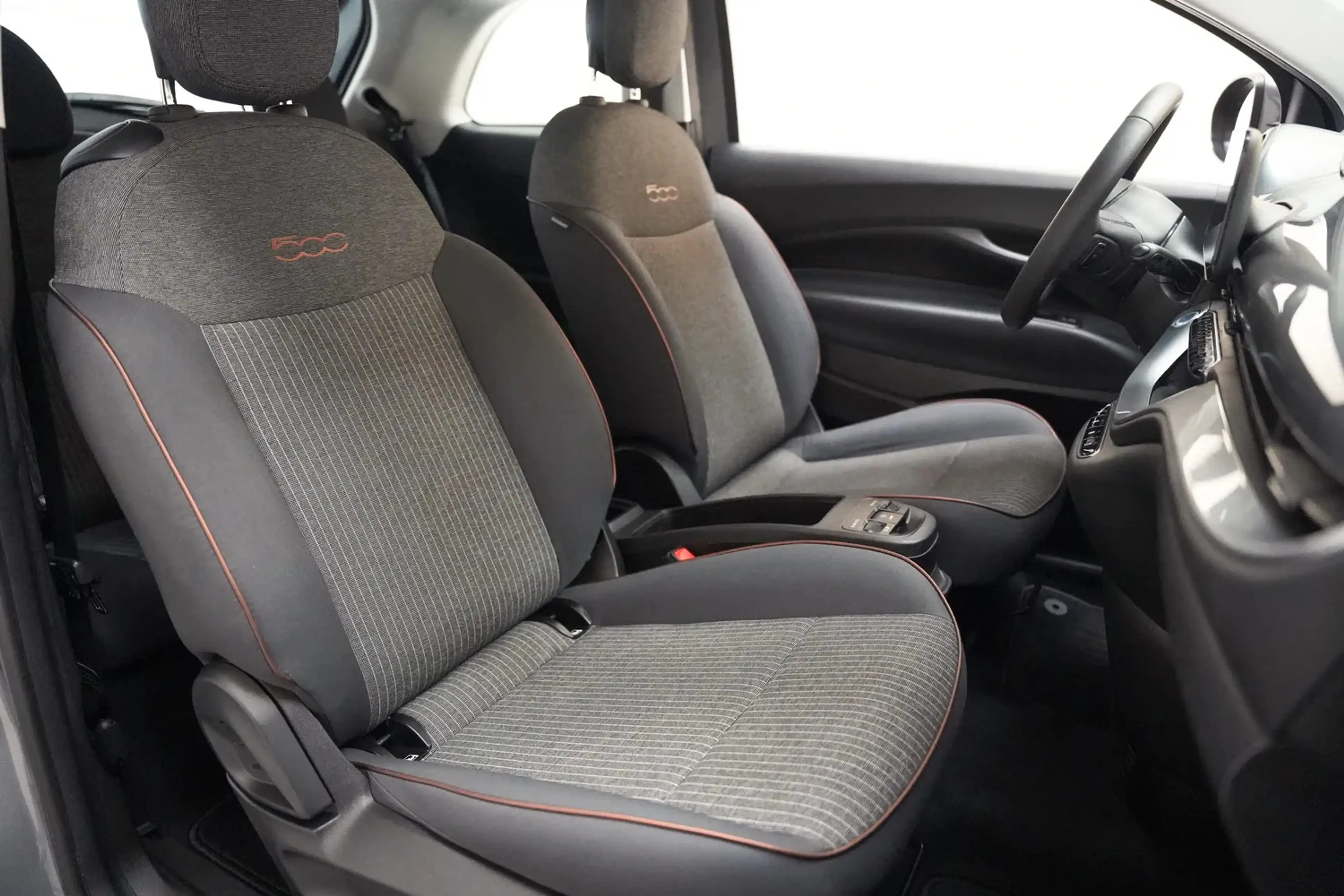 Fiat 500e Icon 42 kWh [ Navi Climate Apple/Android ] — photo 14