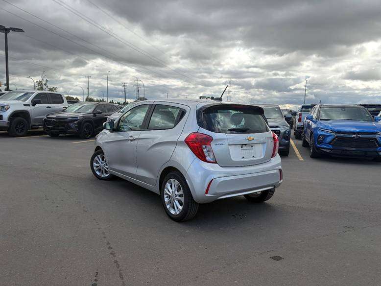 2022 Chevrolet Spark LT 1.4L | Cloth Bucket Seats — photo 1