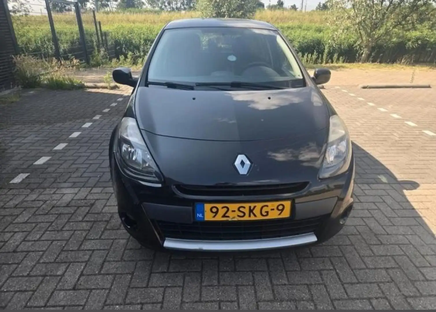 Renault Clio TCe 100 Grandtour Expression - 1