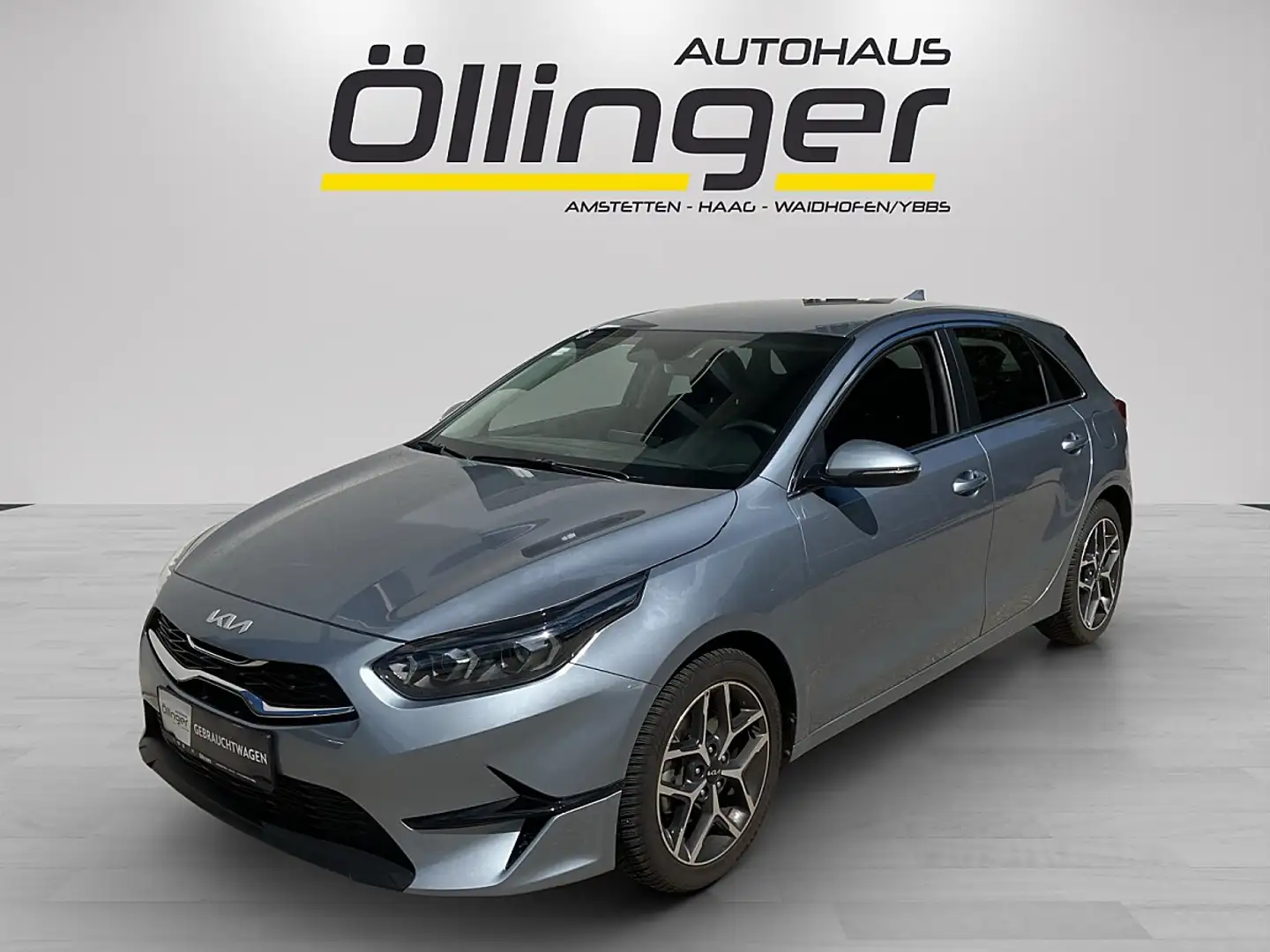 Kia Ceed / cee'd ceed 1,5 Hybrid/Benziner 48V Gold Automatic + v... Silber - 1
