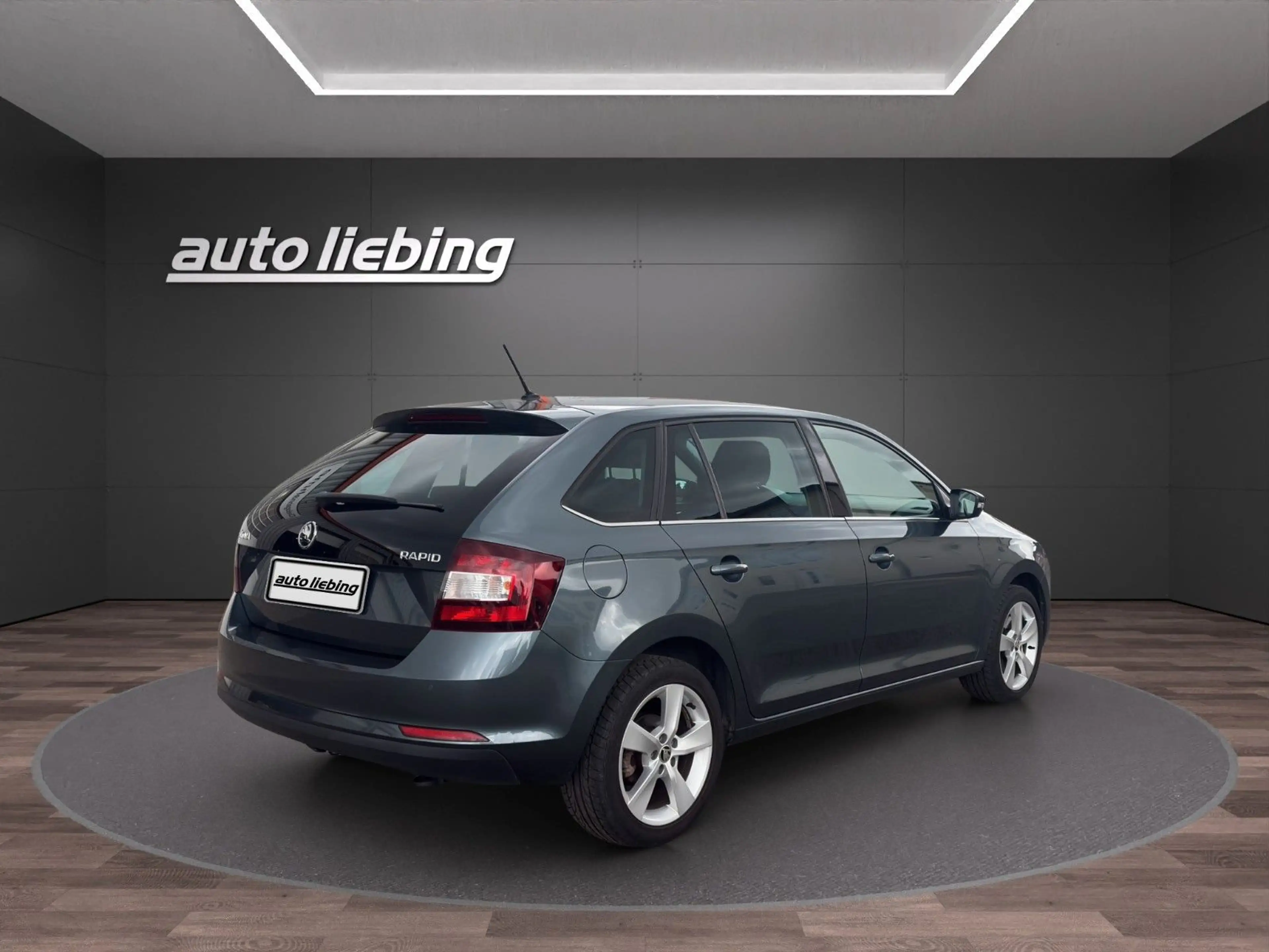 Skoda Rapid/Spaceback Spaceback Style*Smart L.*8-fach*top — photo 6