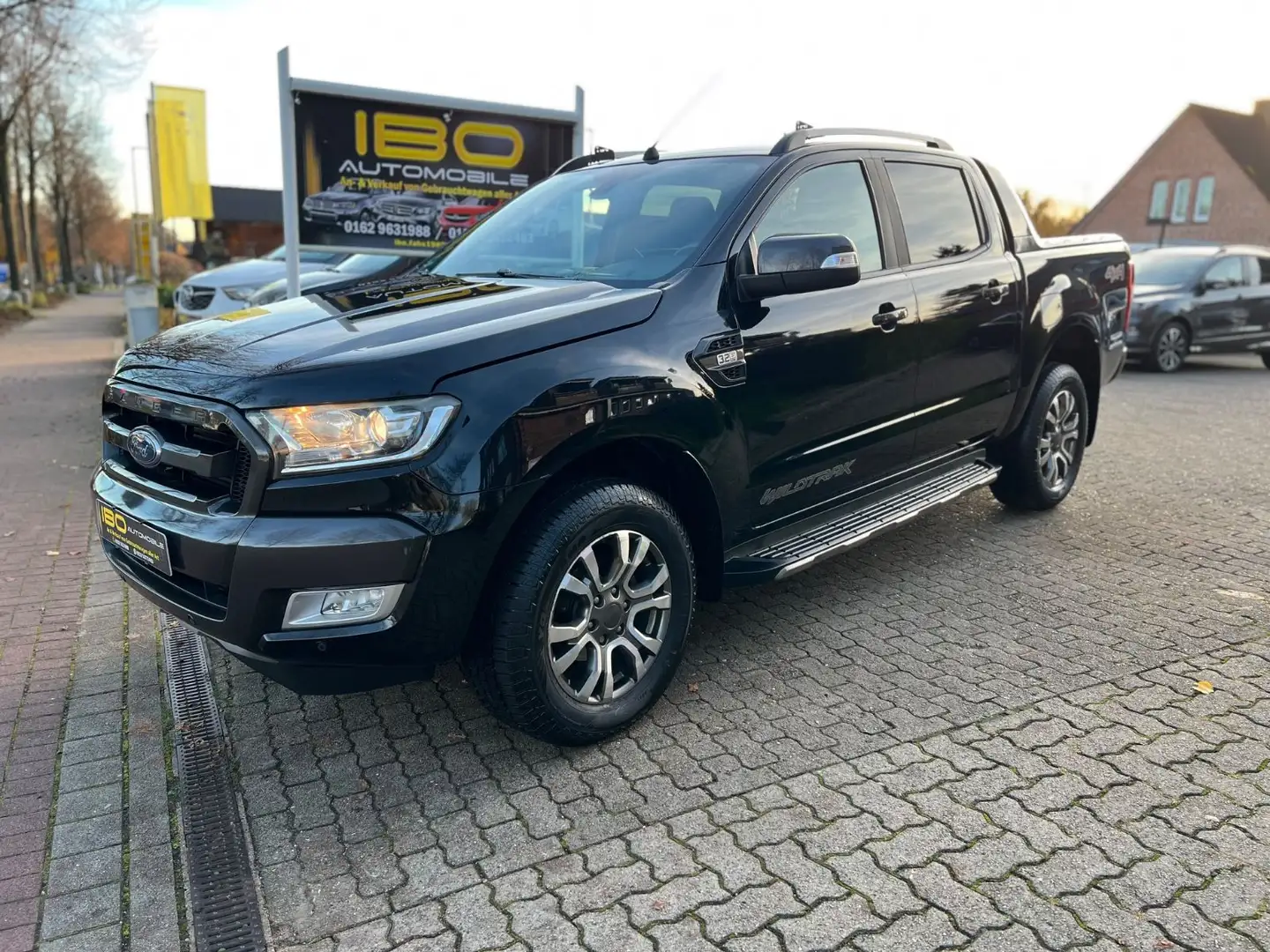 Ford Ranger Wildtrak Doka 4x4 +Sitzhz+Navi+Kamera+ Schwarz - 2