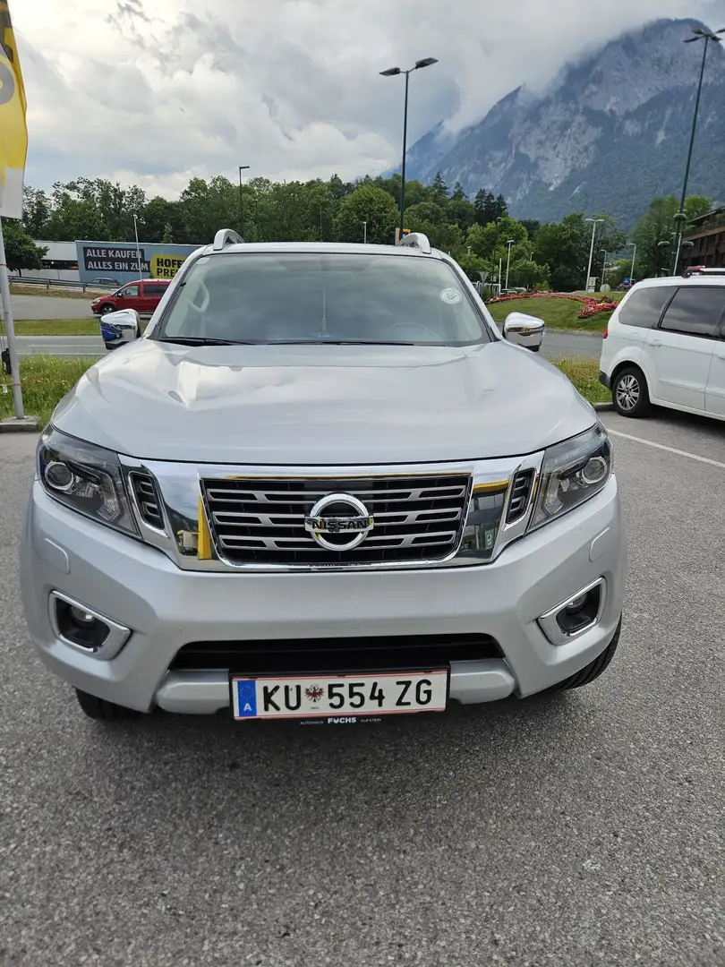 Nissan Navara Double Cab 4x4 2,3 dCi N-Connecta Aut. - 2