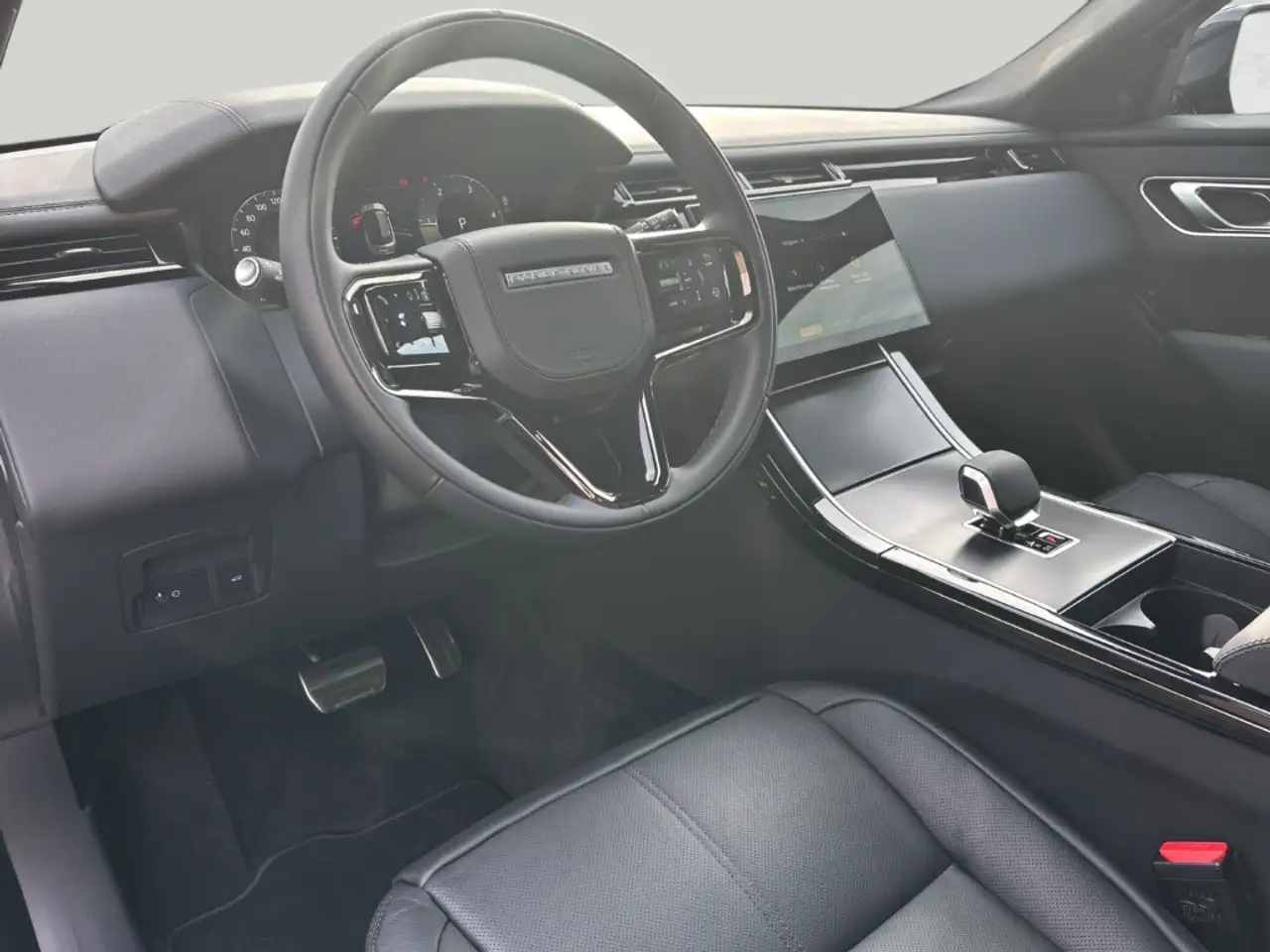 Land Rover Range Rover Velar 2026 — фото 10
