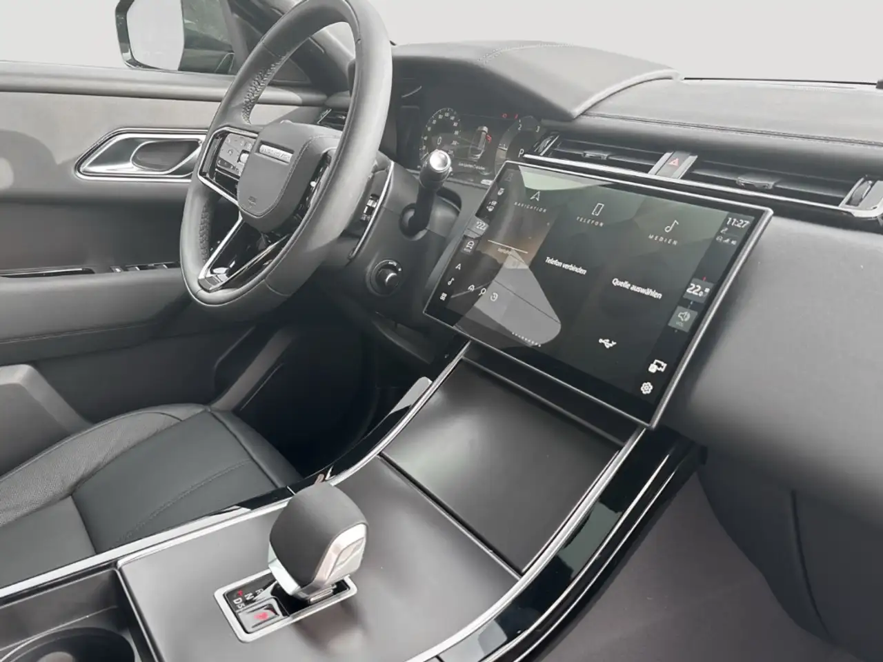 Land Rover Range Rover Velar 2026 — фото 12