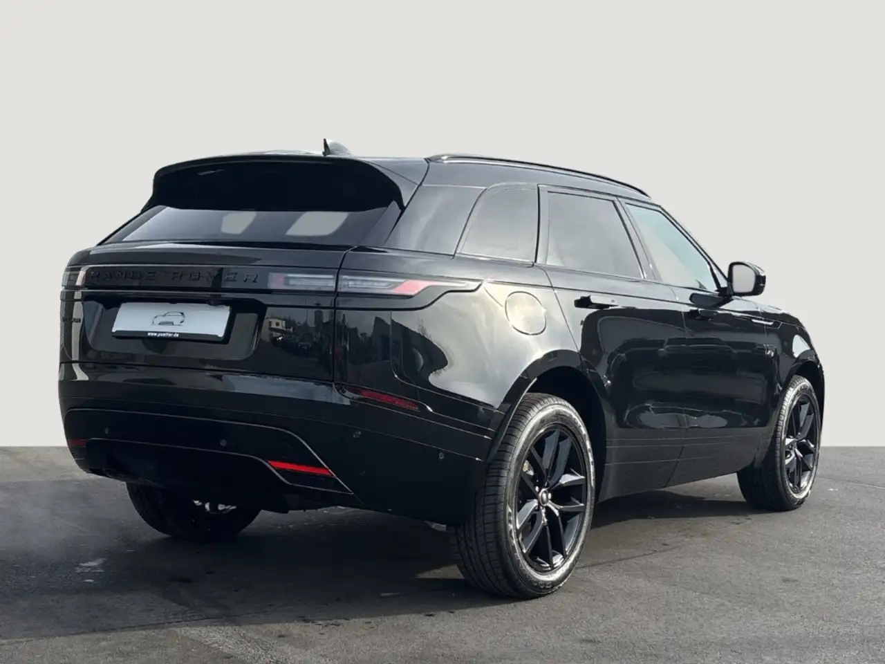 Land Rover Range Rover Velar 2026