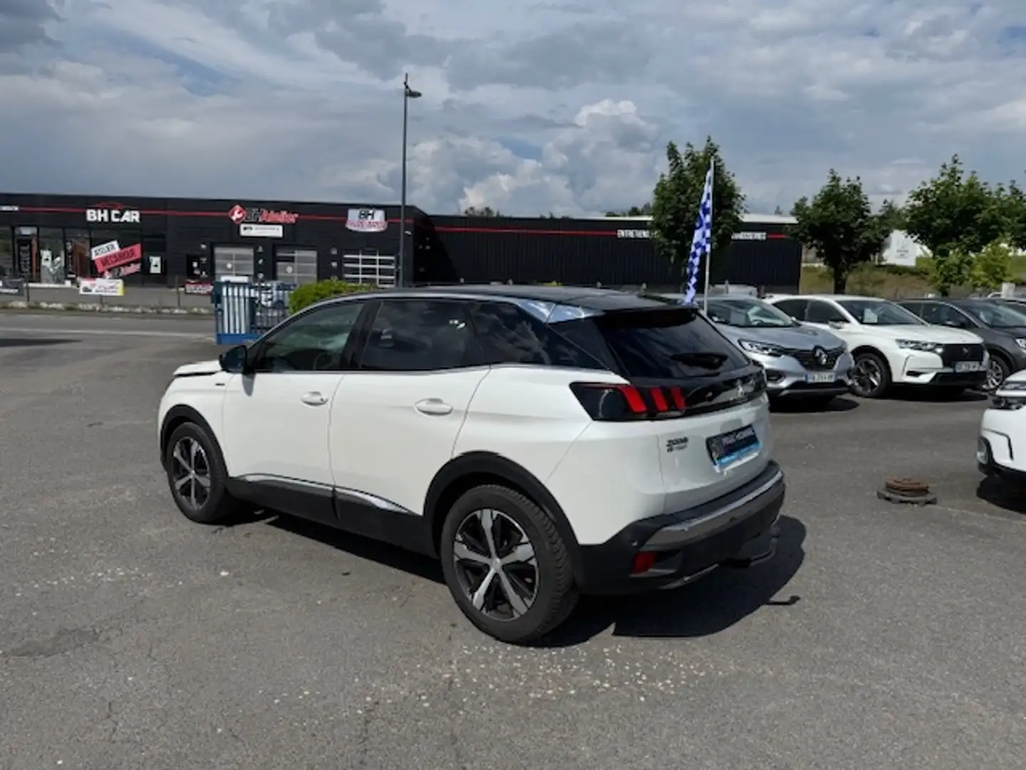 Peugeot 3008 1.5 BLUEHDI 130CH  GT LINE + OPTIONS Blanc - 2