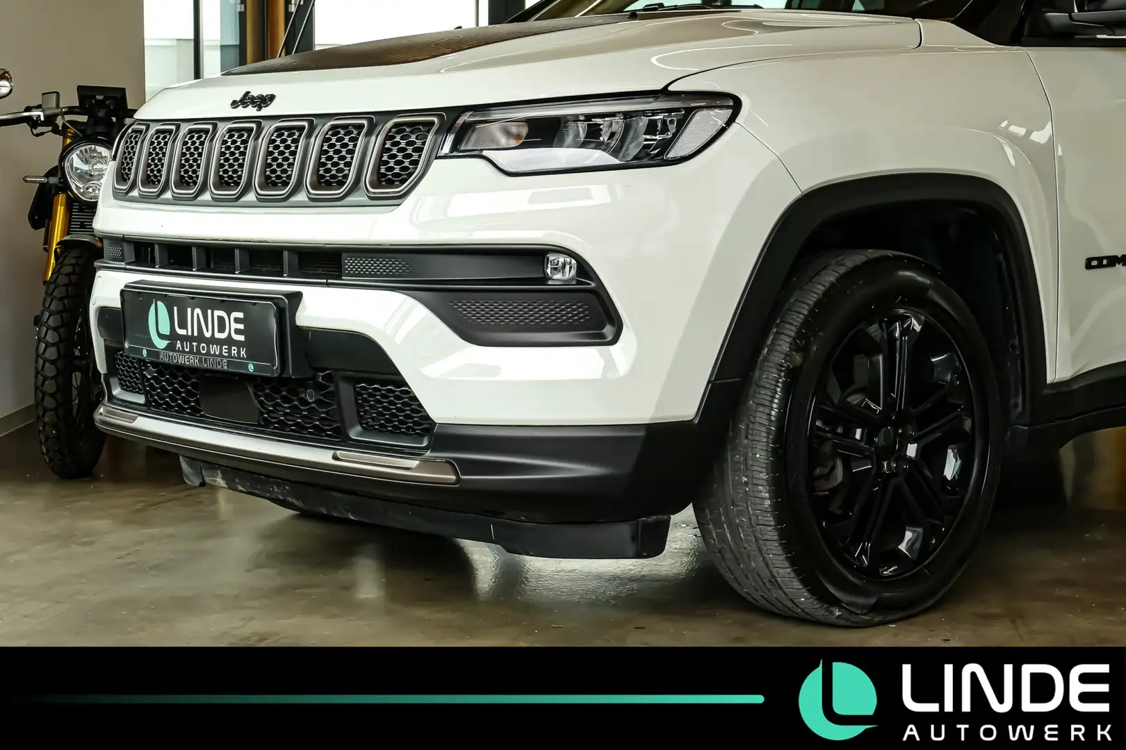 Jeep Compass Limited Plug-In Hybrid 4WD |NAVI|ACC|SHZ Weiß - 2