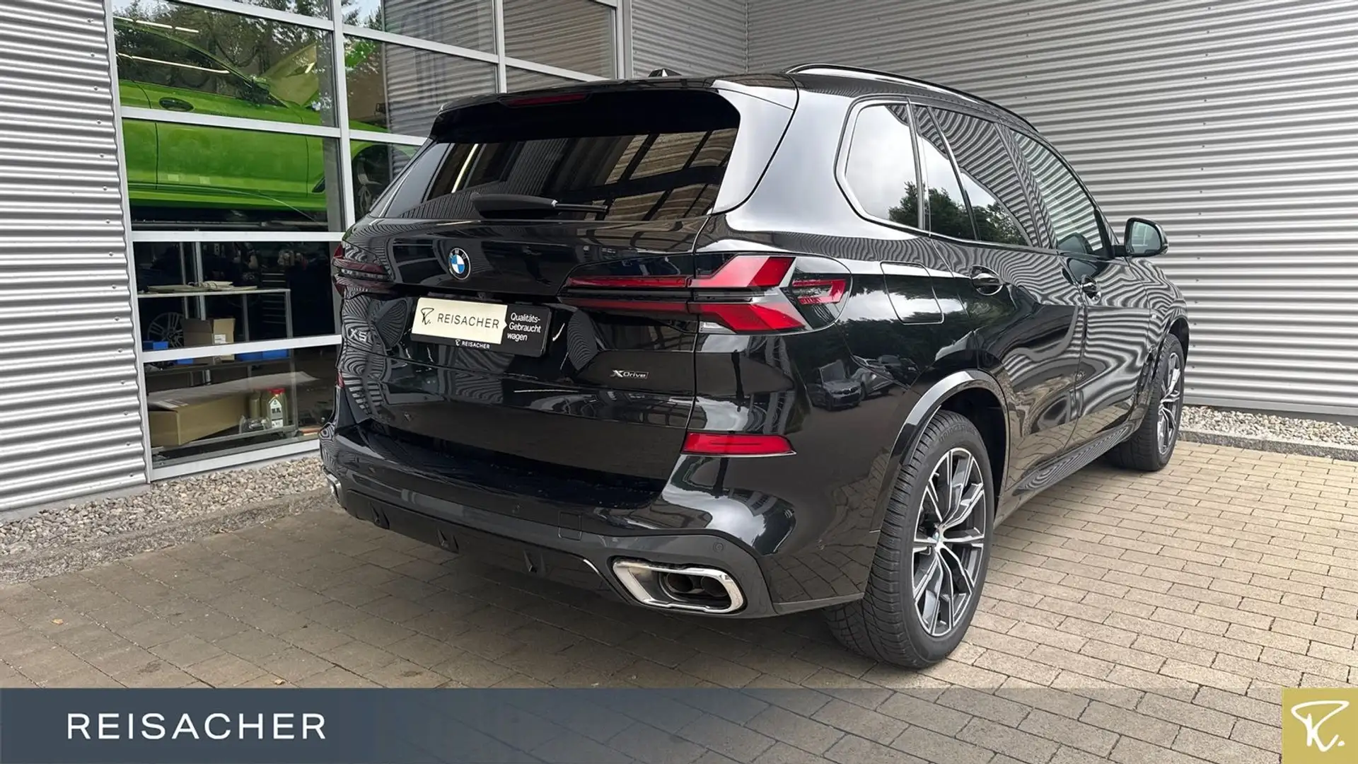 BMW X5 xDrive40iA M-Sport HUD 360° ACC StdHzg AHK Schwarz - 2