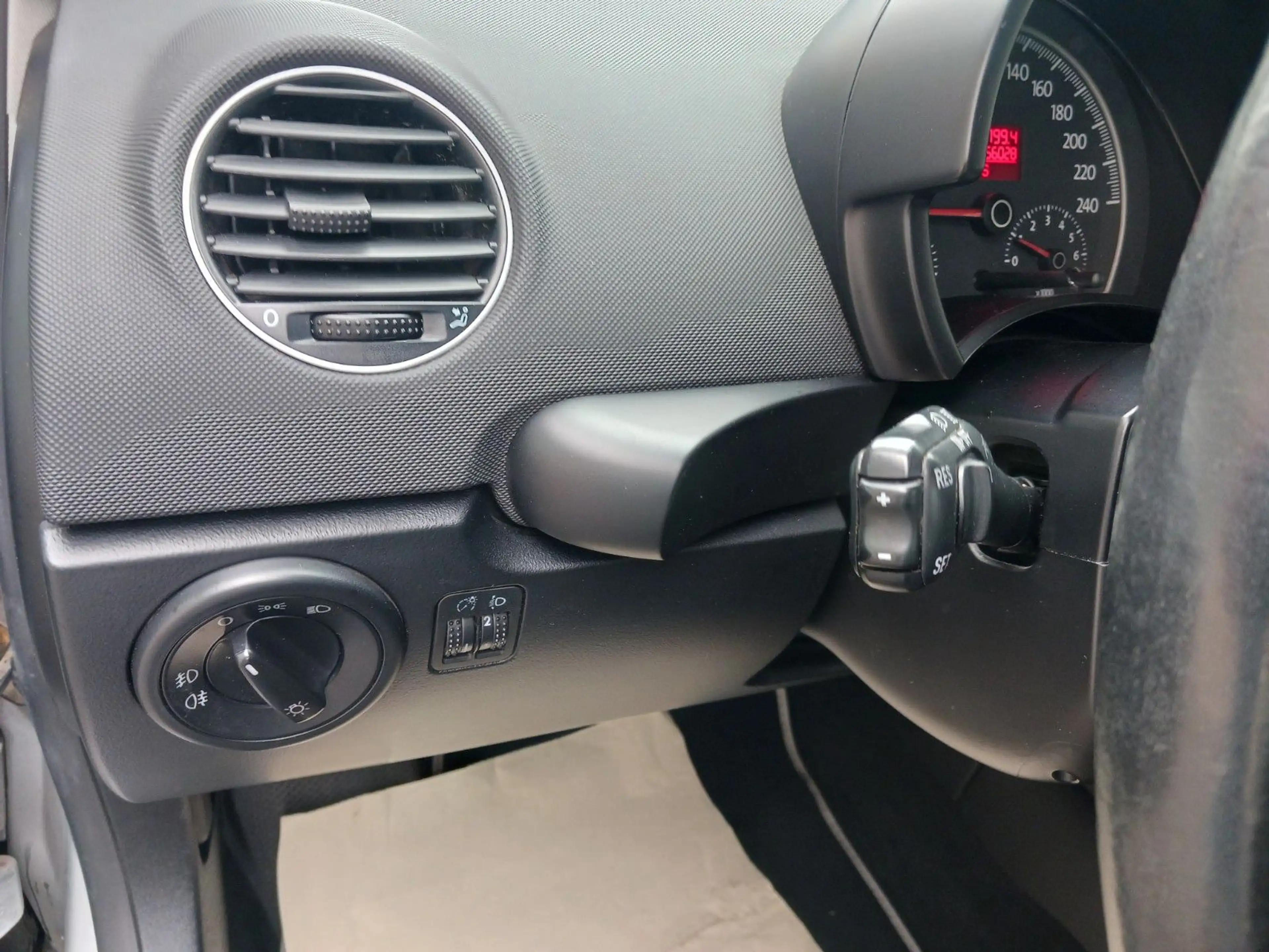 Volkswagen New Beetle Cabriolet 2.0 United Klima,Shz.,1.Hd — photo 18