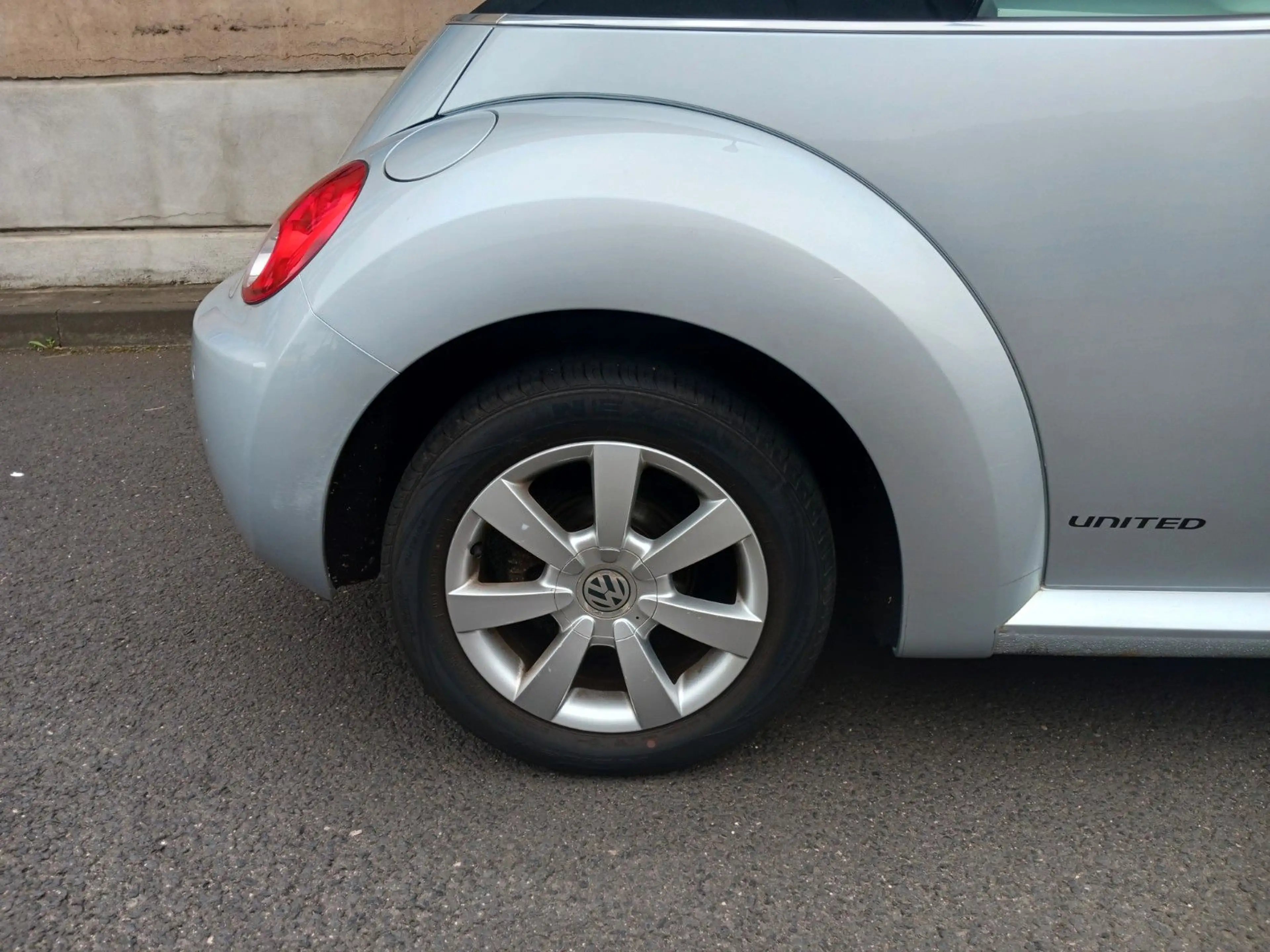 Volkswagen New Beetle Cabriolet 2.0 United Klima,Shz.,1.Hd — photo 21