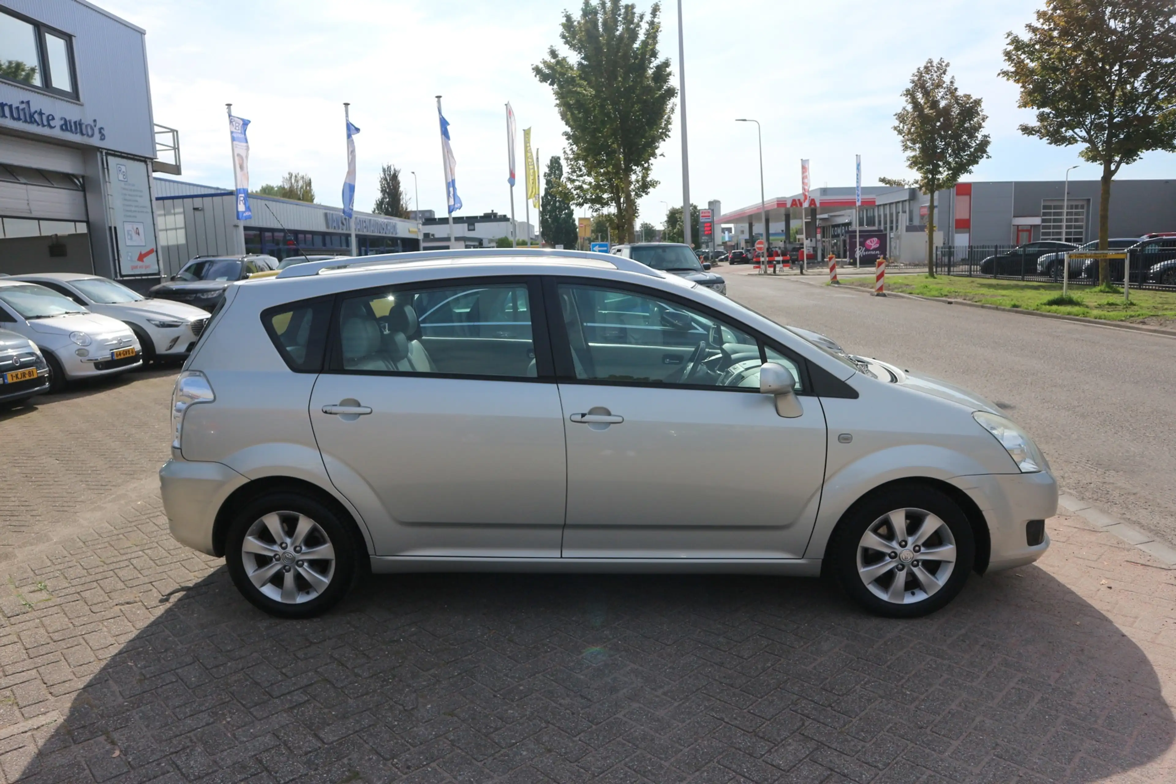Toyota Verso 1.8 VVT-i Terra 7persoons / AUTOMAAT / AIRCO / NAV — photo 3