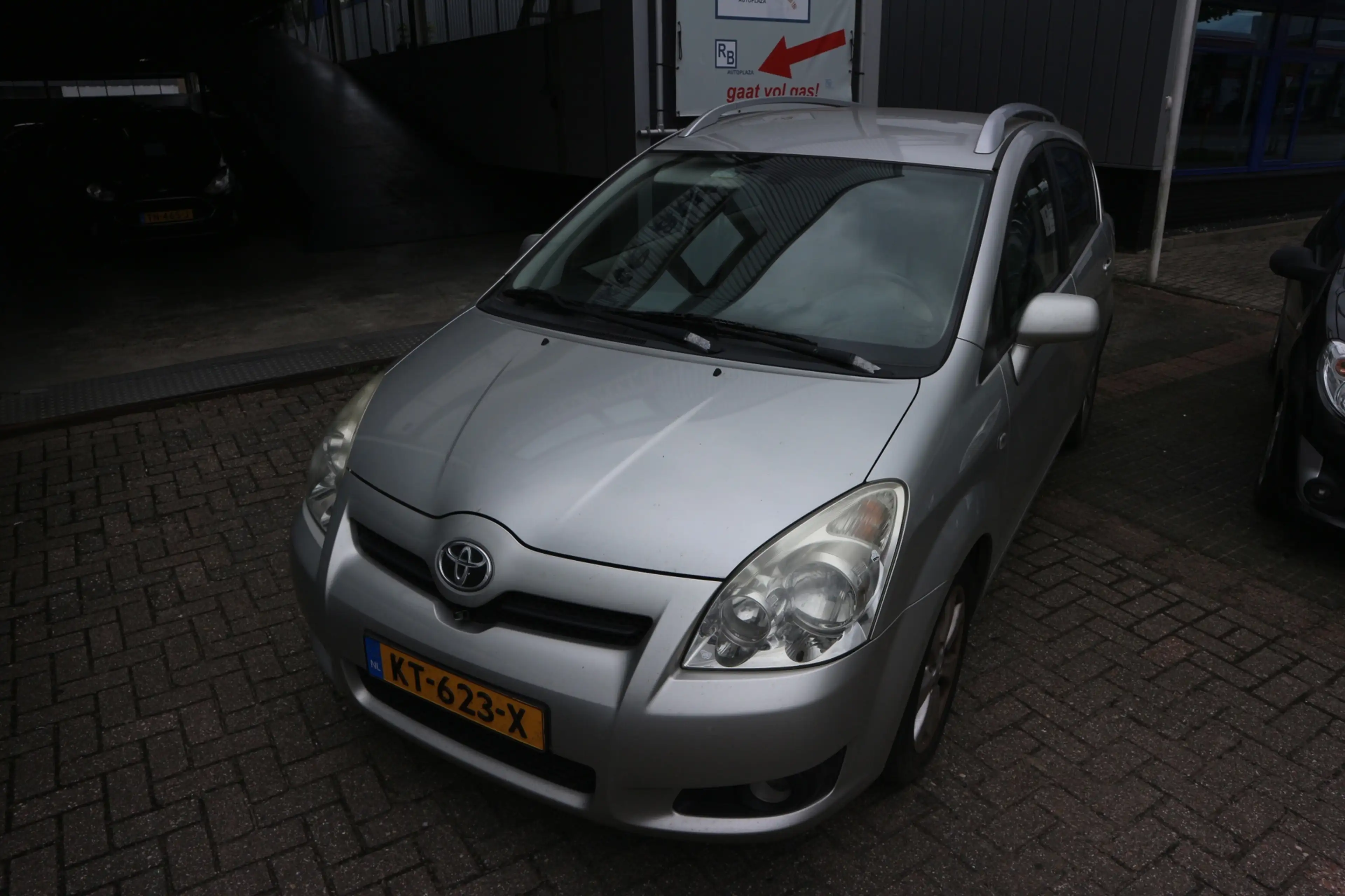 Toyota Verso 1.8 VVT-i Terra 7persoons / AUTOMAAT / AIRCO / NAV — photo 7