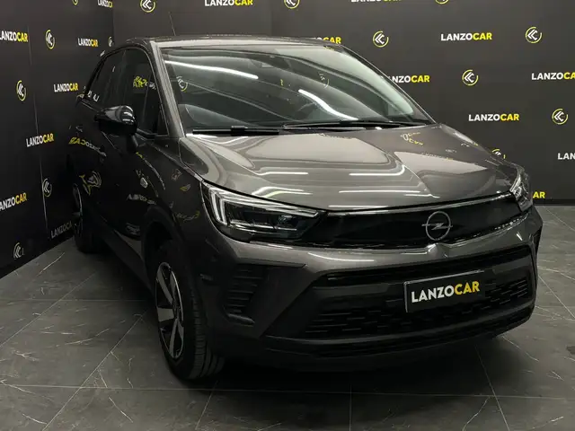 Opel Crossland view 3
