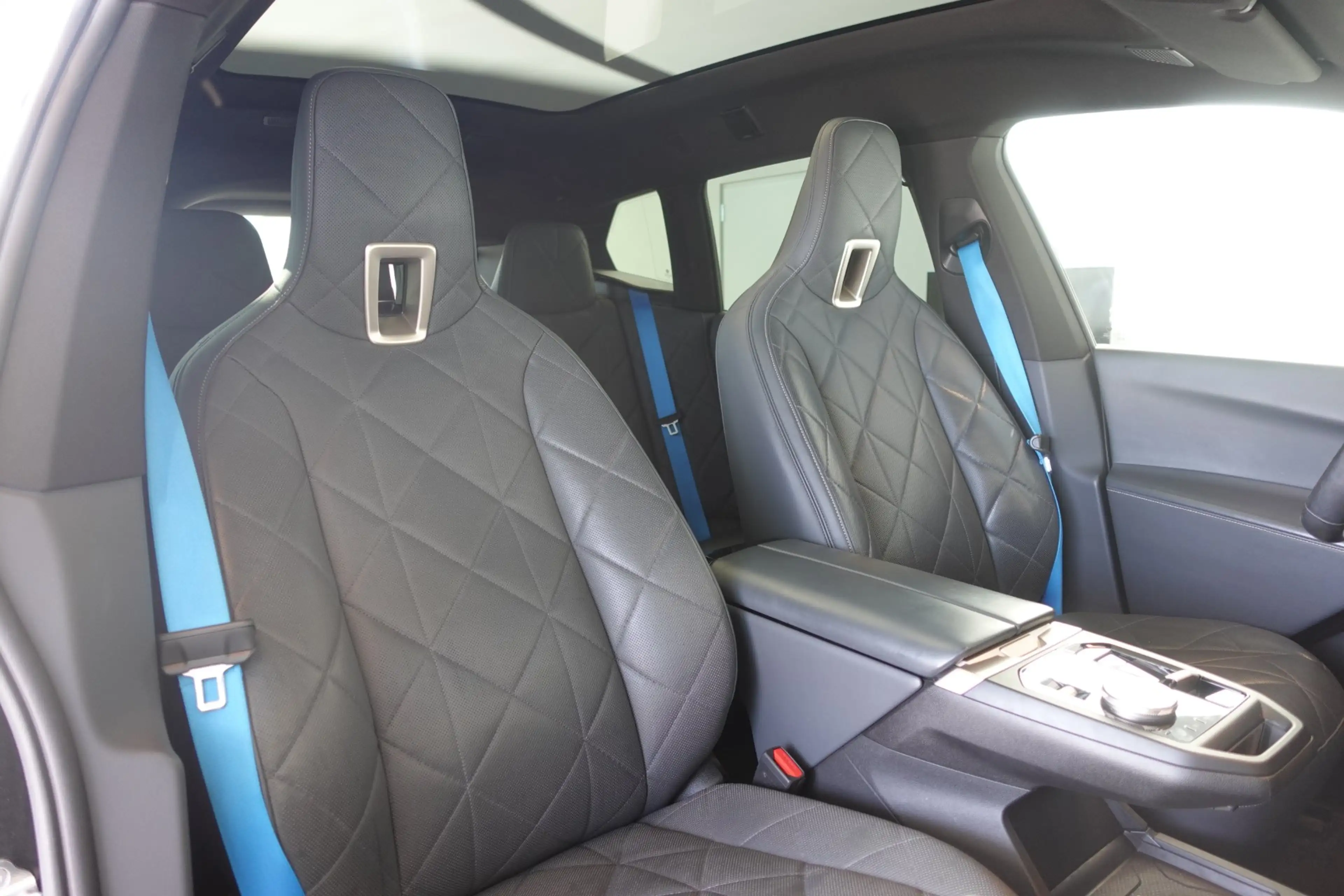 BMW iX M60 I20 — photo 6
