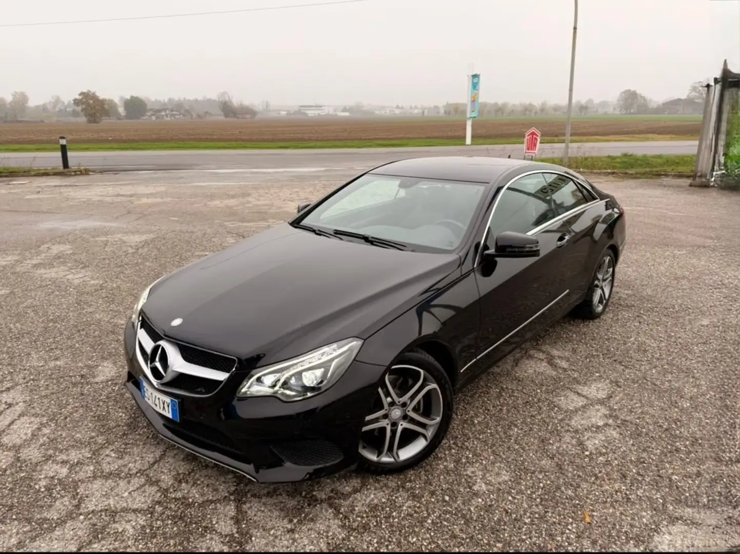 Mercedes-Benz E 350 Classe E - C207 Coupe auto 34.000 KM CERTIFICATI Nero - 1