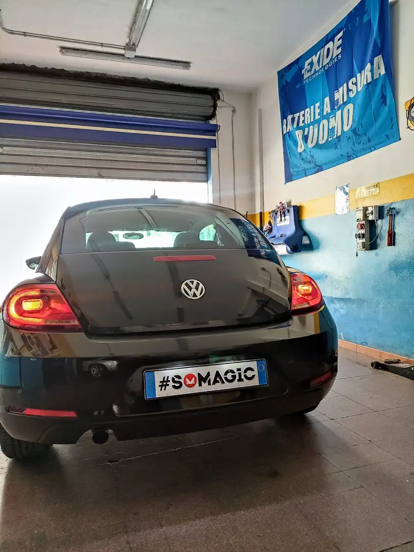 Volkswagen Maggiolino 1.6 tdi Design 105cv - 2