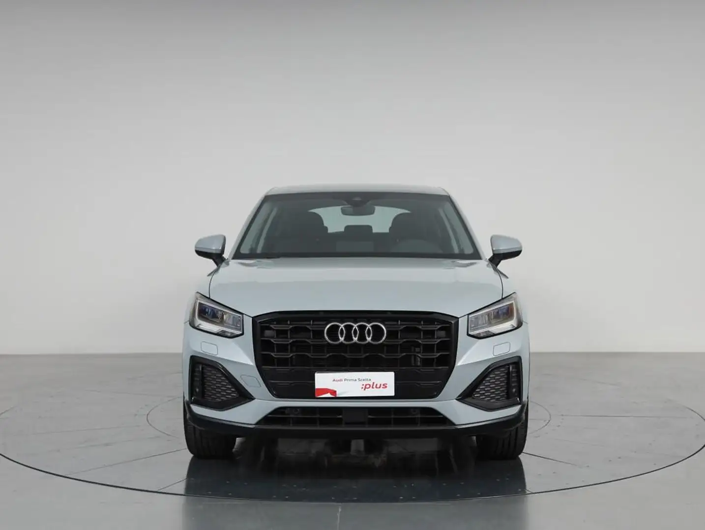 Audi Q2 35 1.5 tfsi Business Advanced s-tronic Grigio - 2
