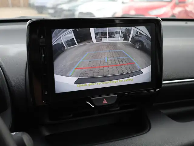 Toyota Yaris view 15