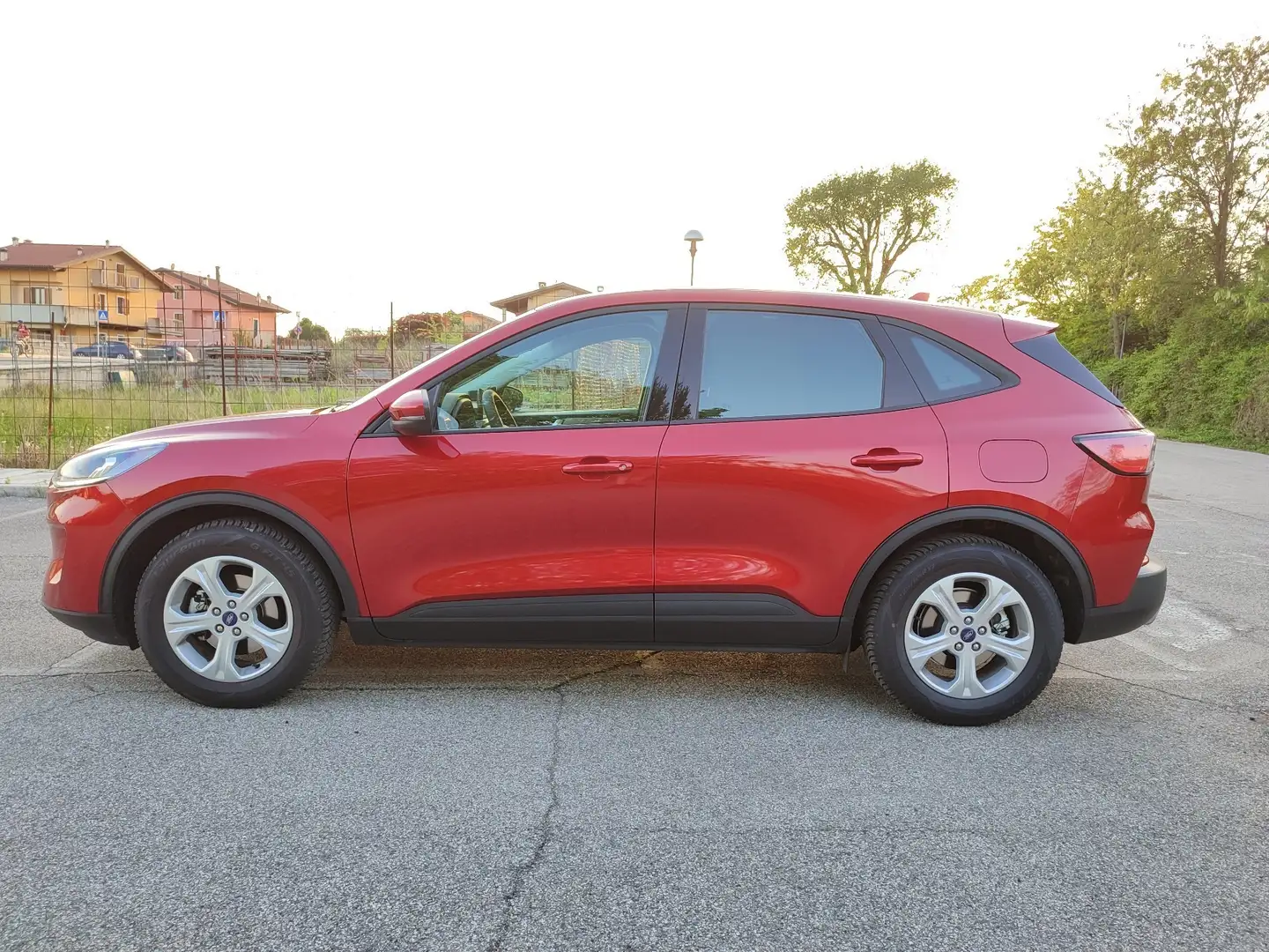Ford Kuga 1.5 ecoboost Connect 2wd 120cv Rosso - 2