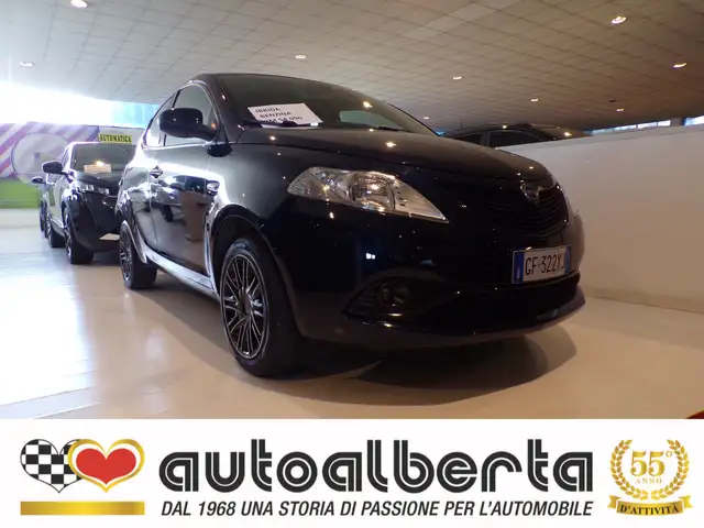 Lancia Ypsilon GOLD 1.0 firefly hybrid 70cv