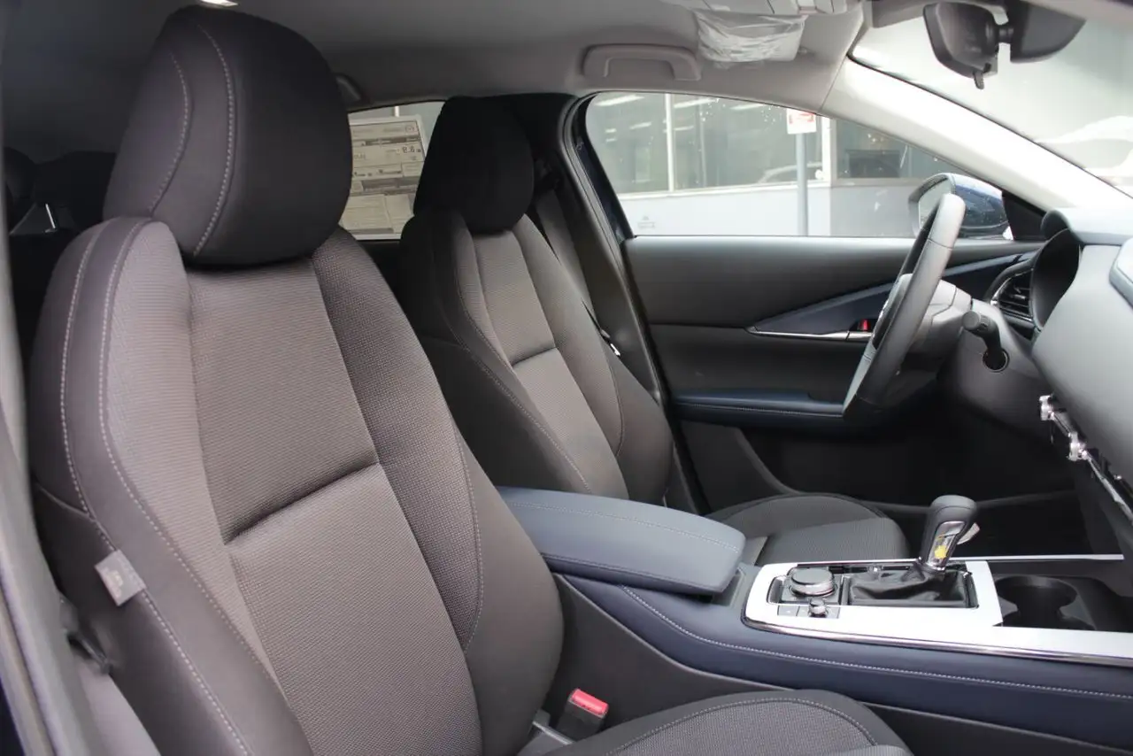 Mazda CX-30 снимка Mazda CX-30