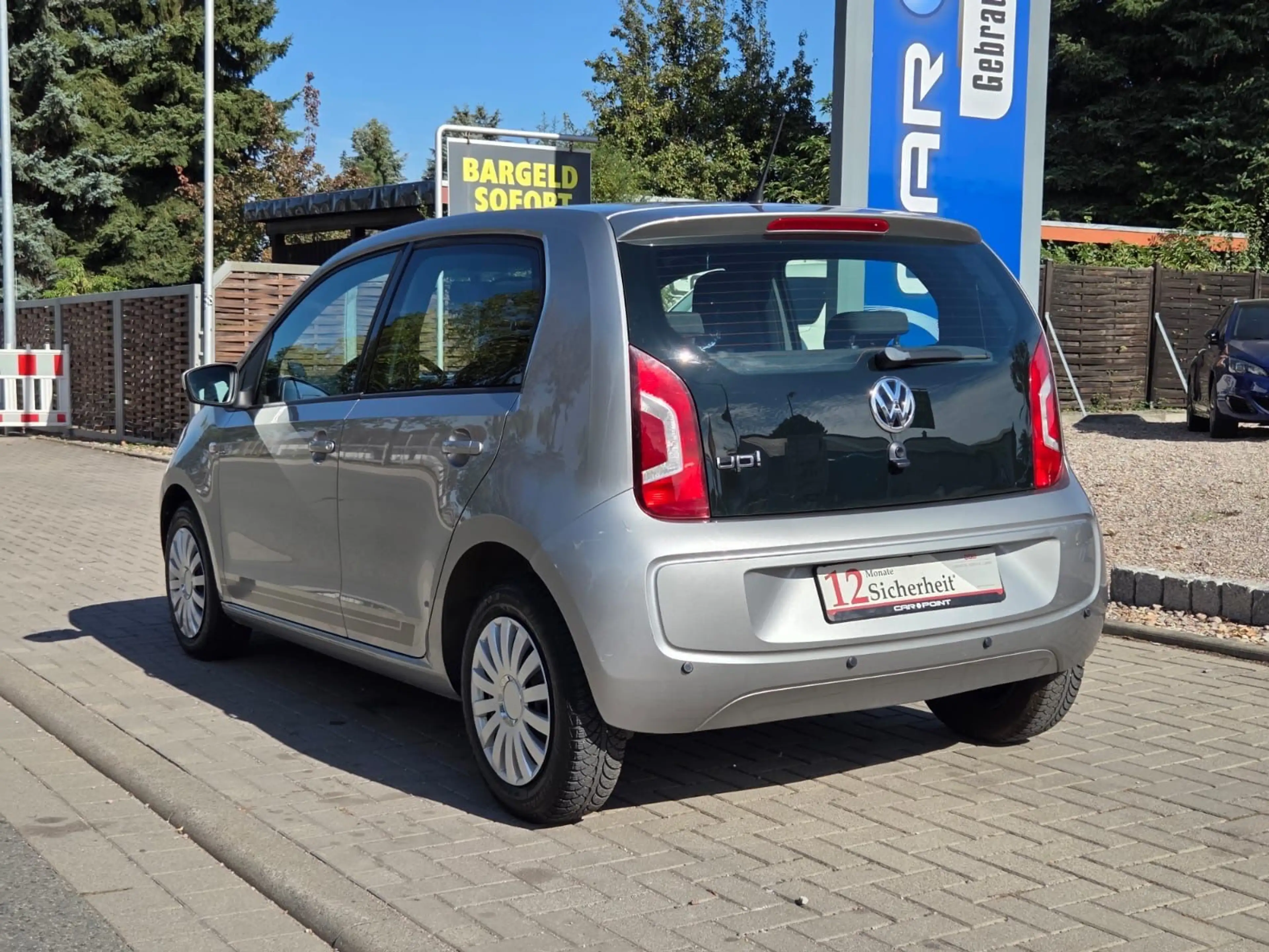 Volkswagen up! "club",  4-trg., nur 20Tkm,  75 PS, TüV NEU — photo 4