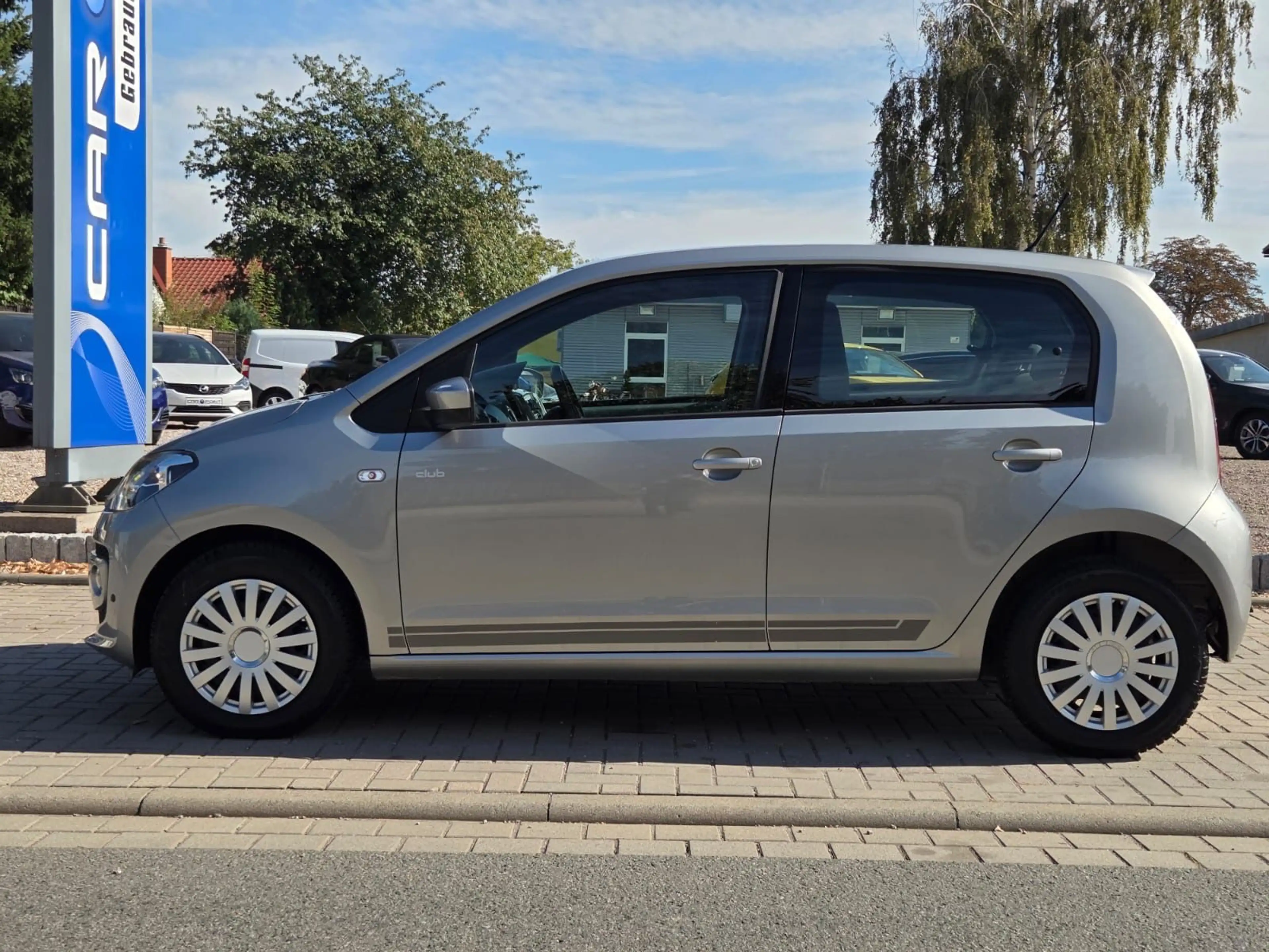 Volkswagen up! "club",  4-trg., nur 20Tkm,  75 PS, TüV NEU — photo 6