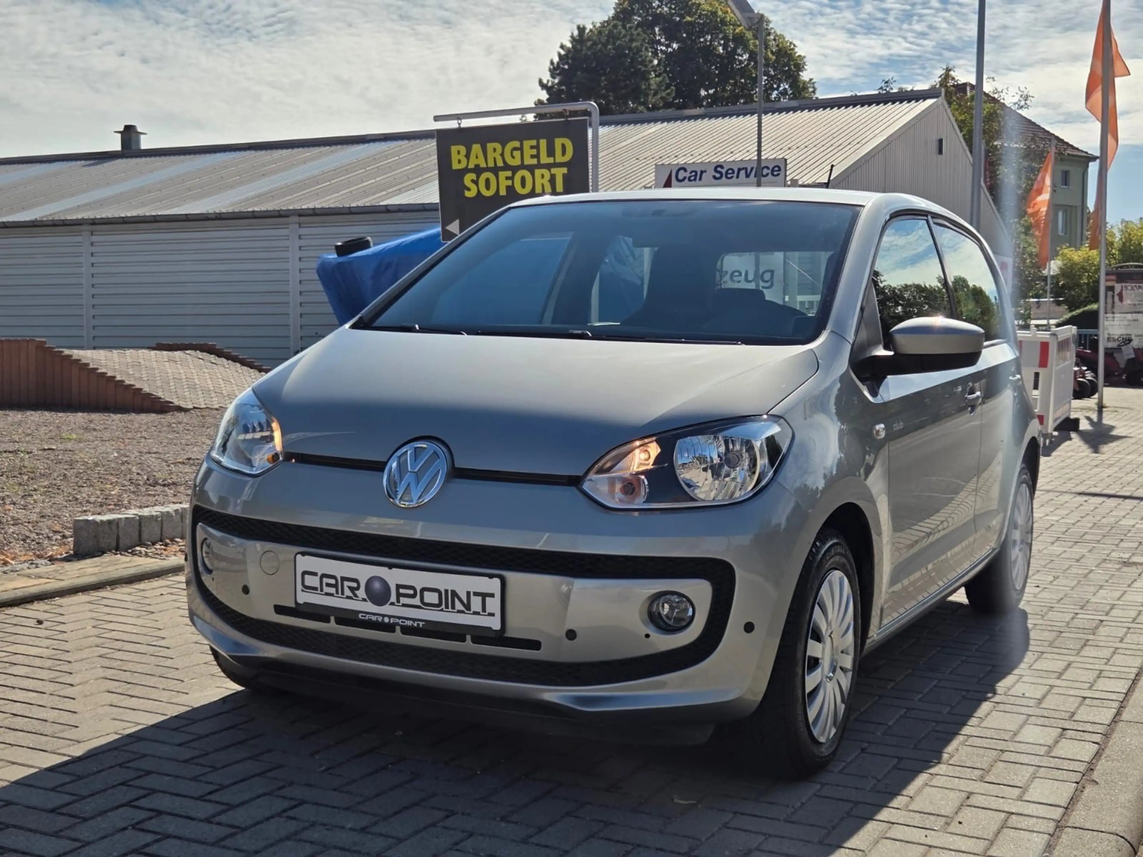 Volkswagen up! "club", 4-trg., nur 20Tkm, 75 PS, TüV NEU