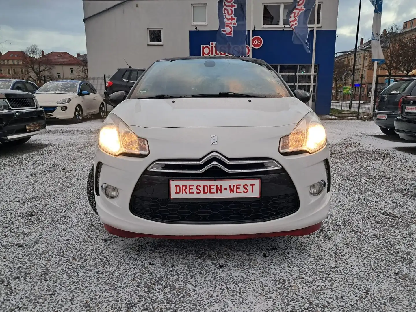 Citroen DS3 SportChic Schwarz - 2