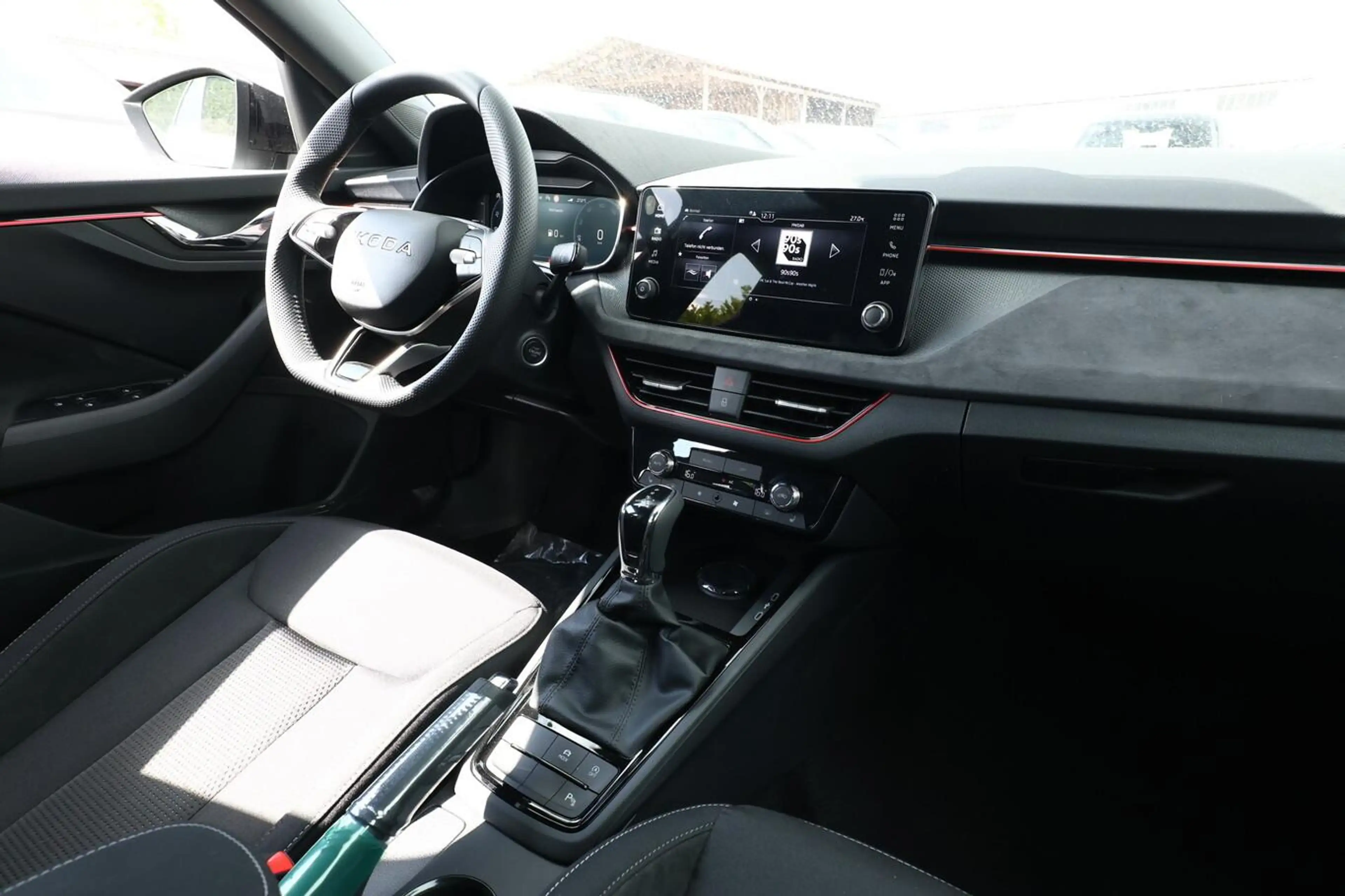 Skoda Scala Selection DSG Dynamic ACC SideA Kam Kessy SHZ S... — photo 9
