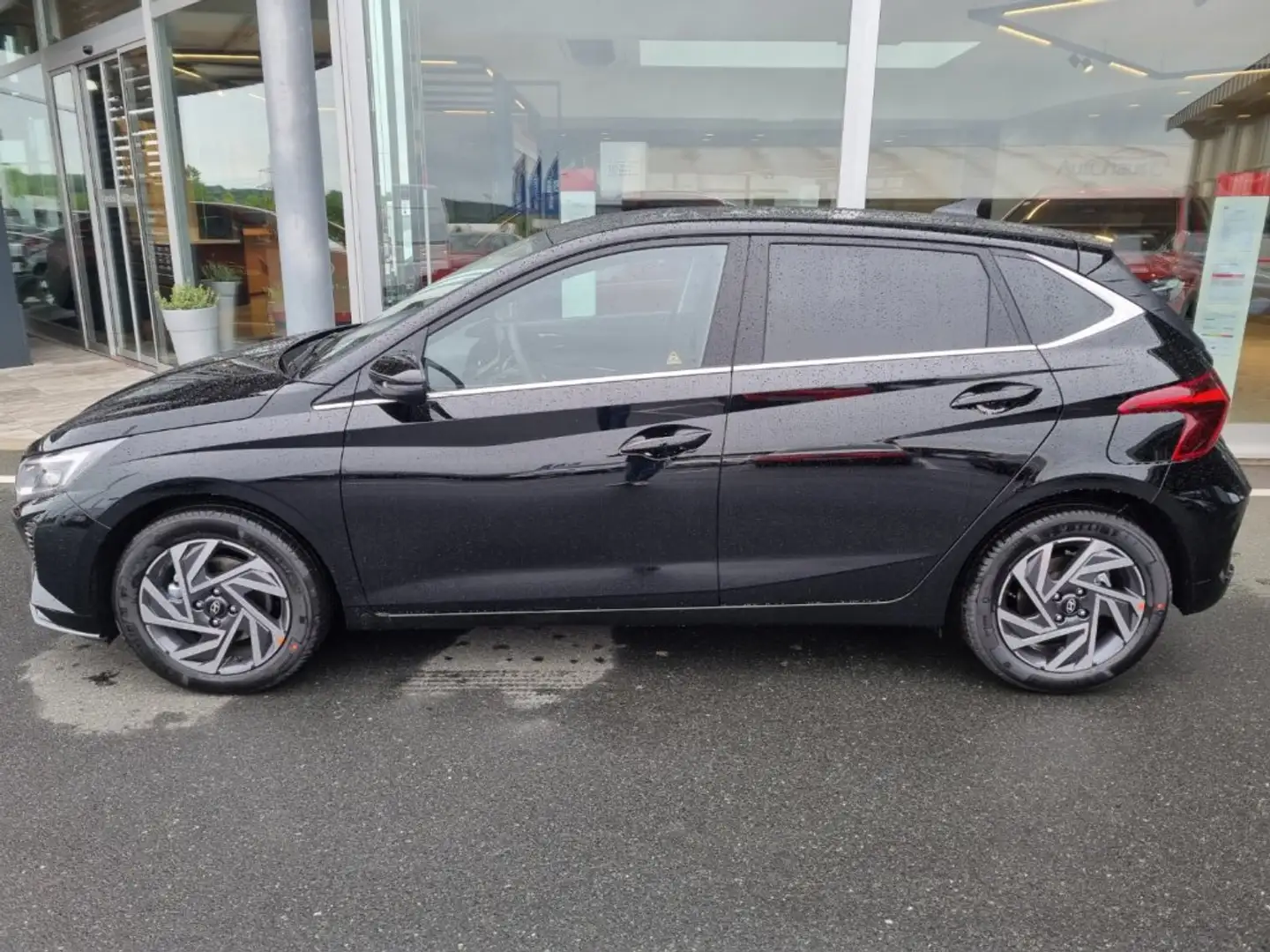 Hyundai i20 (BC3) GO Plus 1.0 T-GDI b6bu1 Schwarz - 2